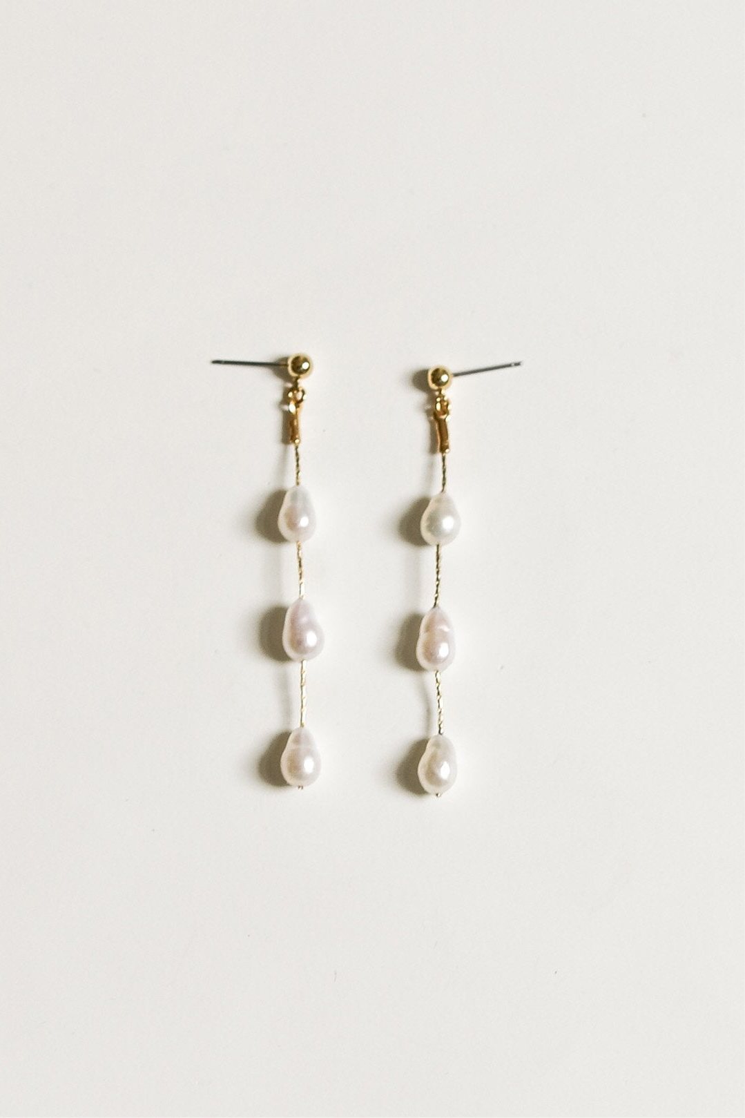 Perla Strand Earrings - Half - Sale