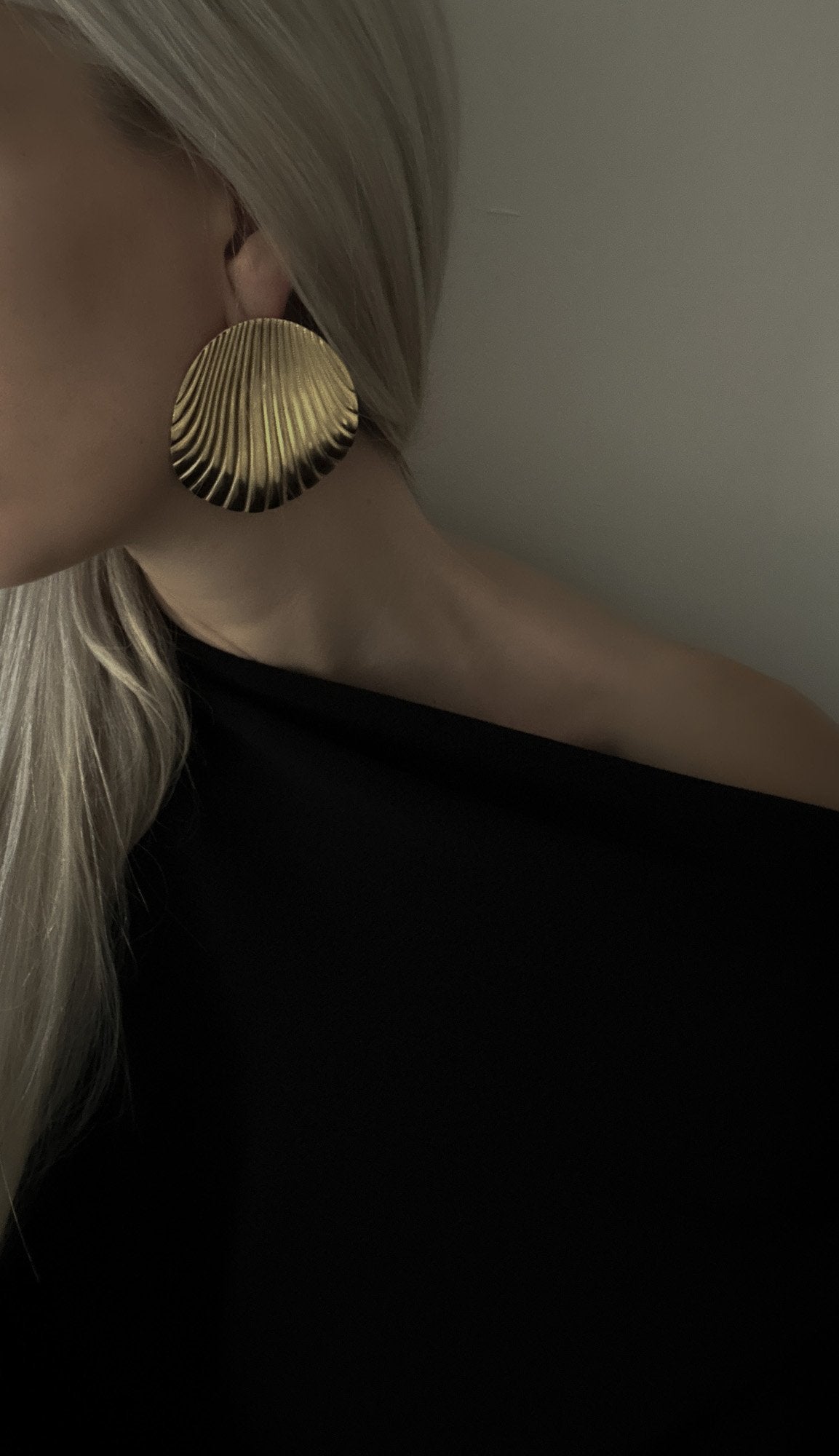 Large Arlow Stud Earrings