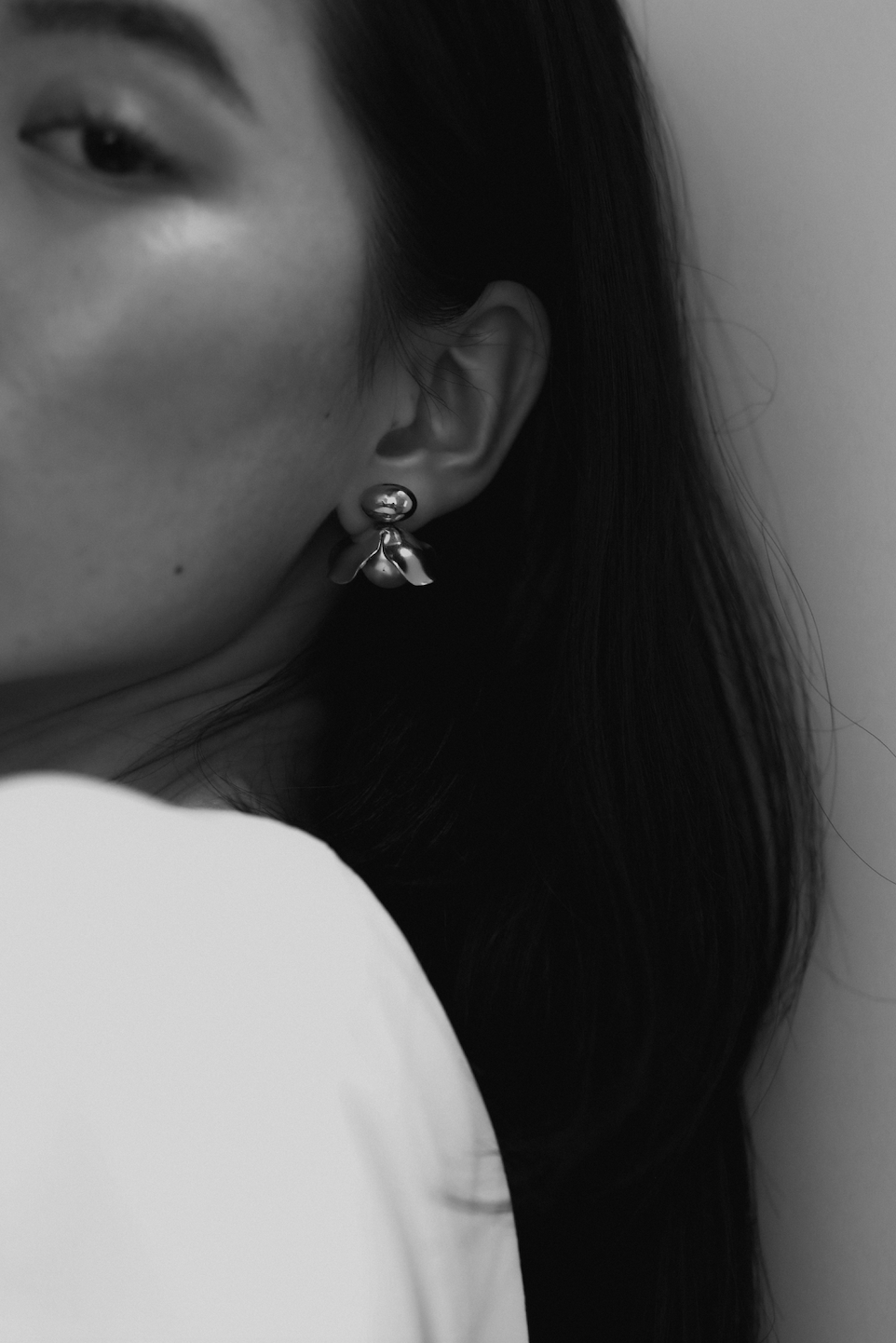 Rowan Flower + Pearl Drop Earrings - Sale