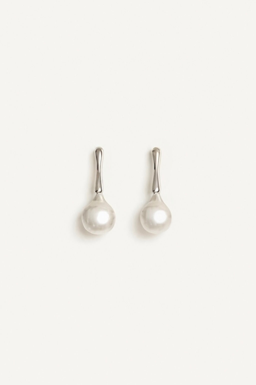 Baroque Pearl Line Drop Earrings