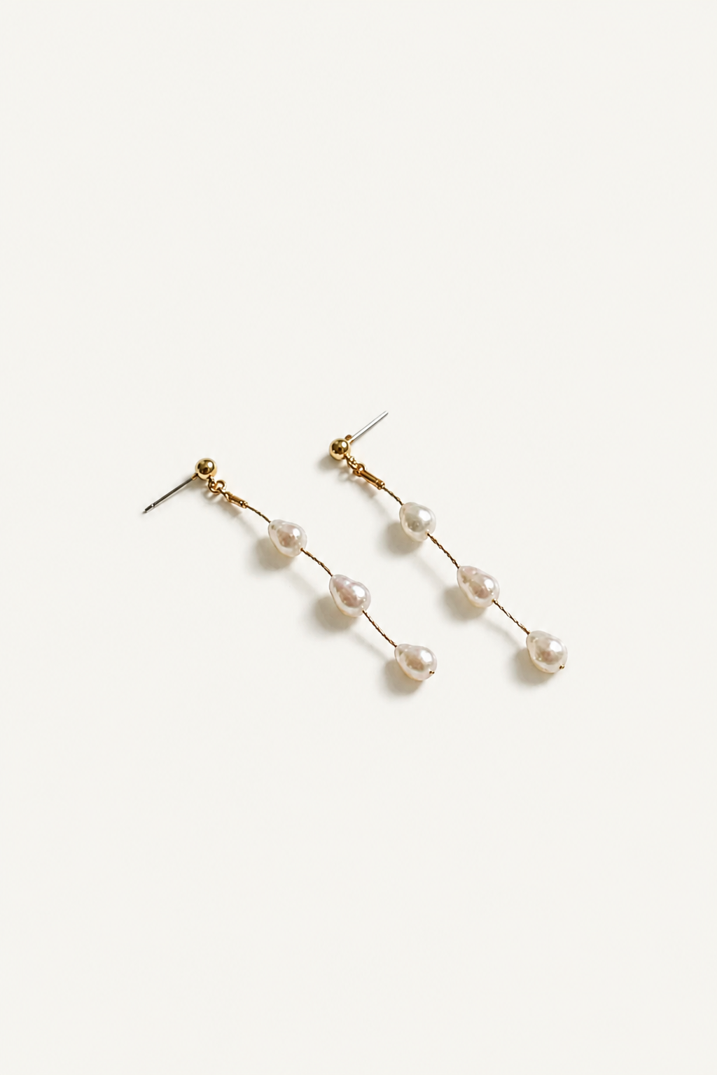 Perla Strand Earrings - Half - Sale