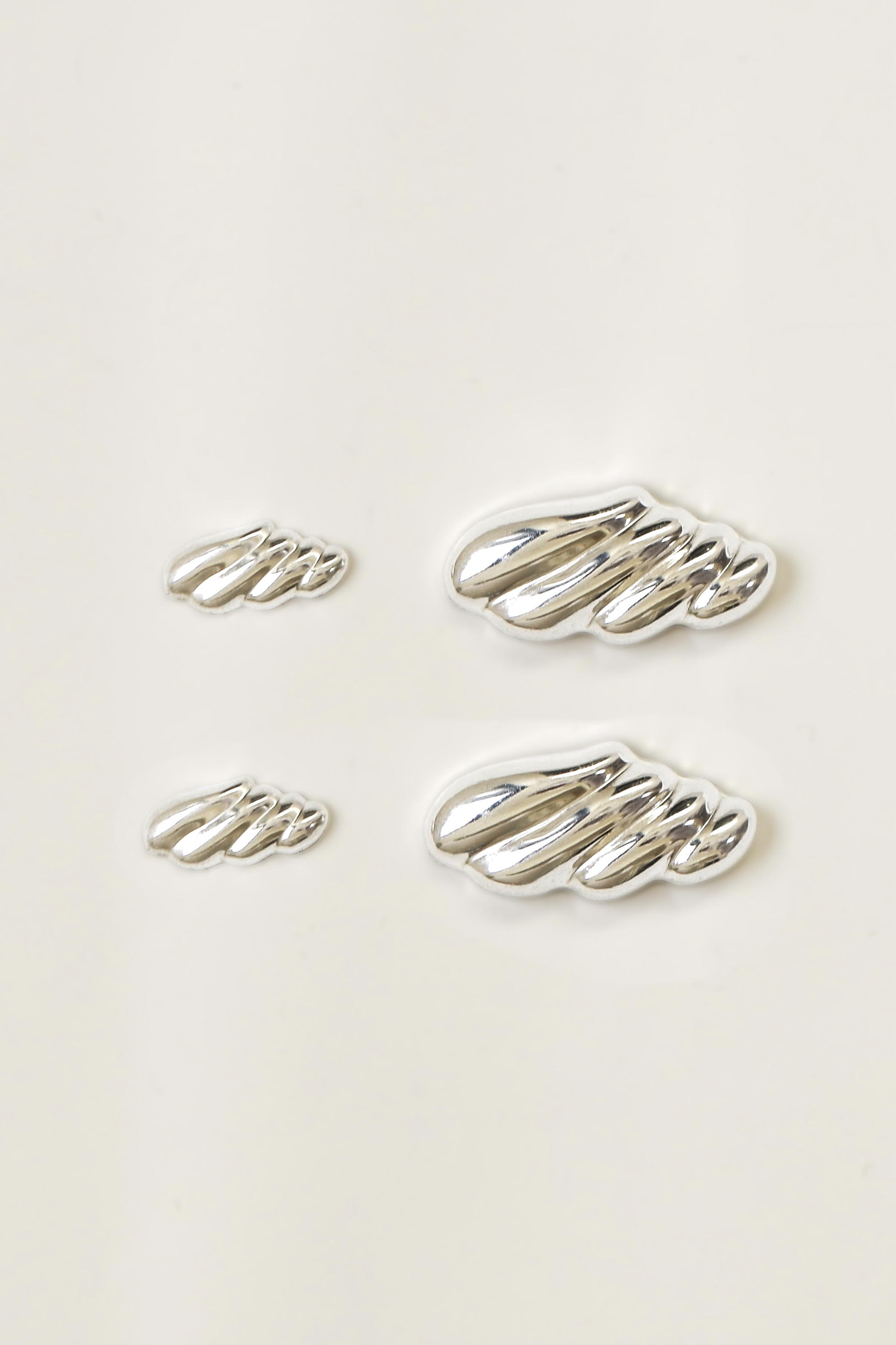 Forme Sculptural Stud Set