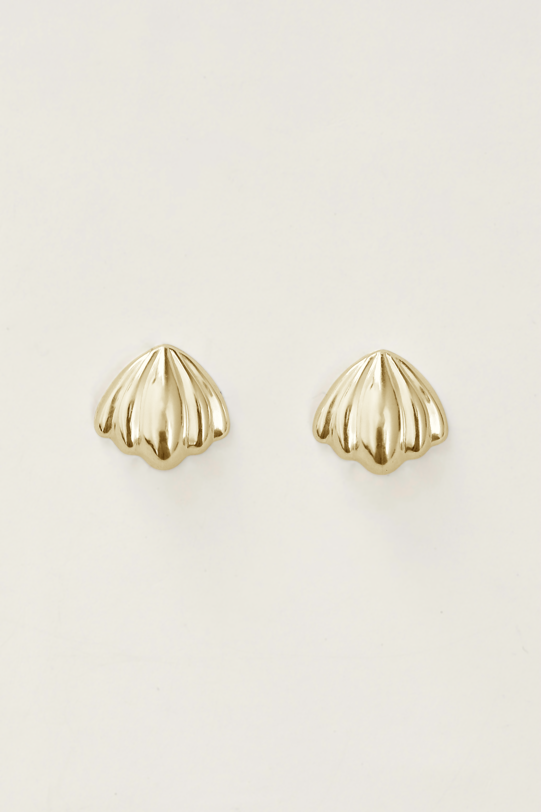 Scallop III Stud Earrings