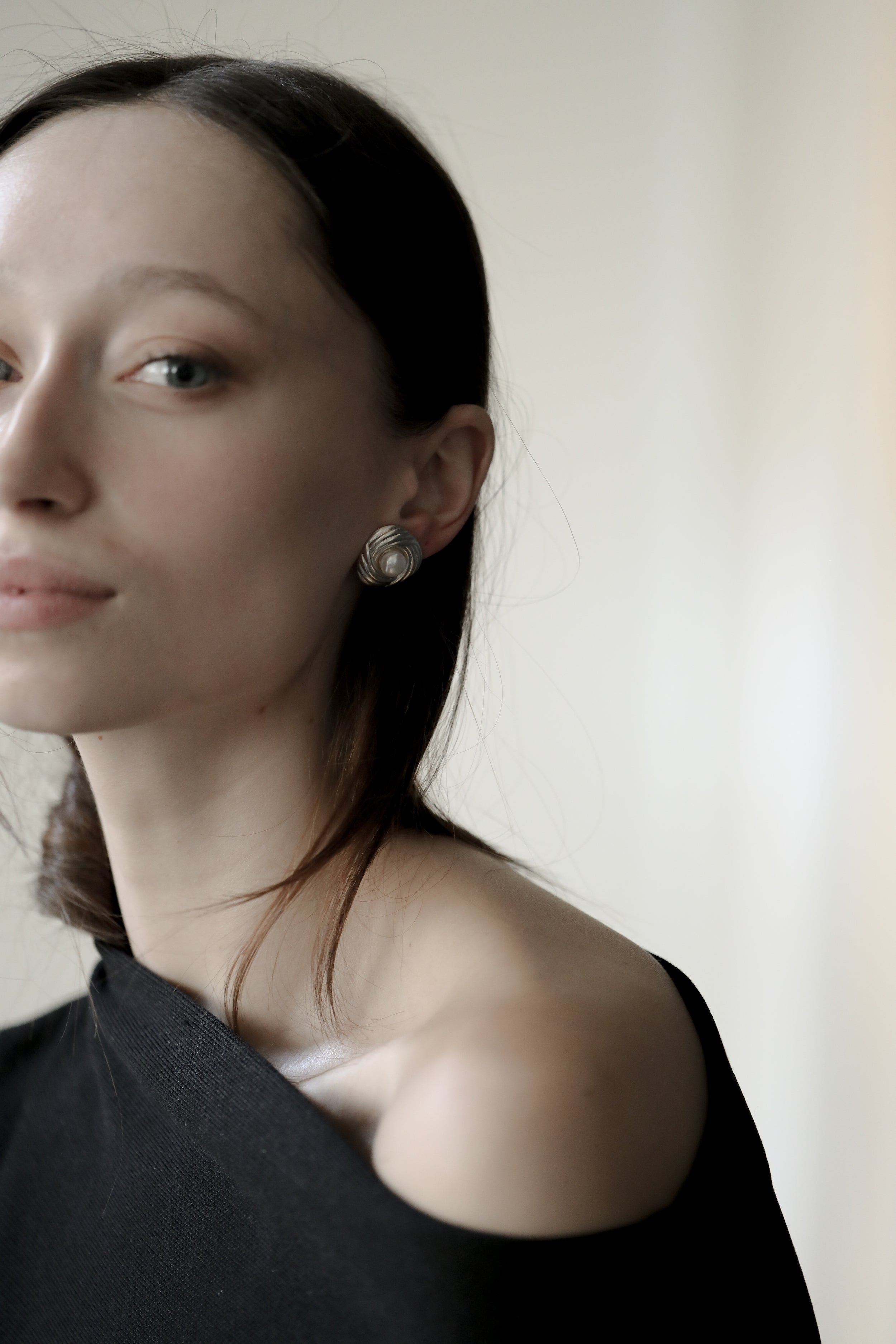 Ribbed Pearl Sculptural Stud Earrings