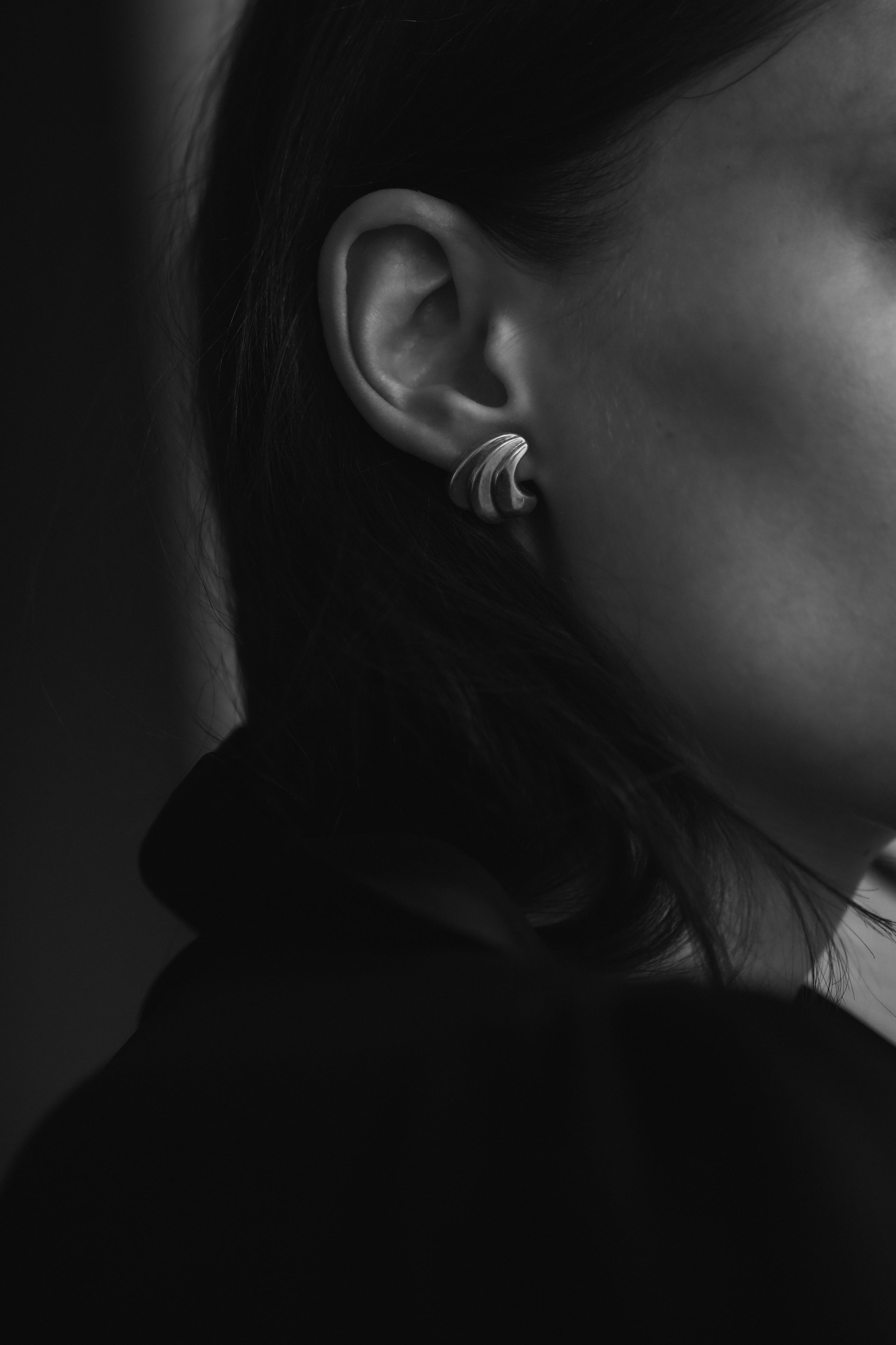 Sculptural Sway Stud Earrings