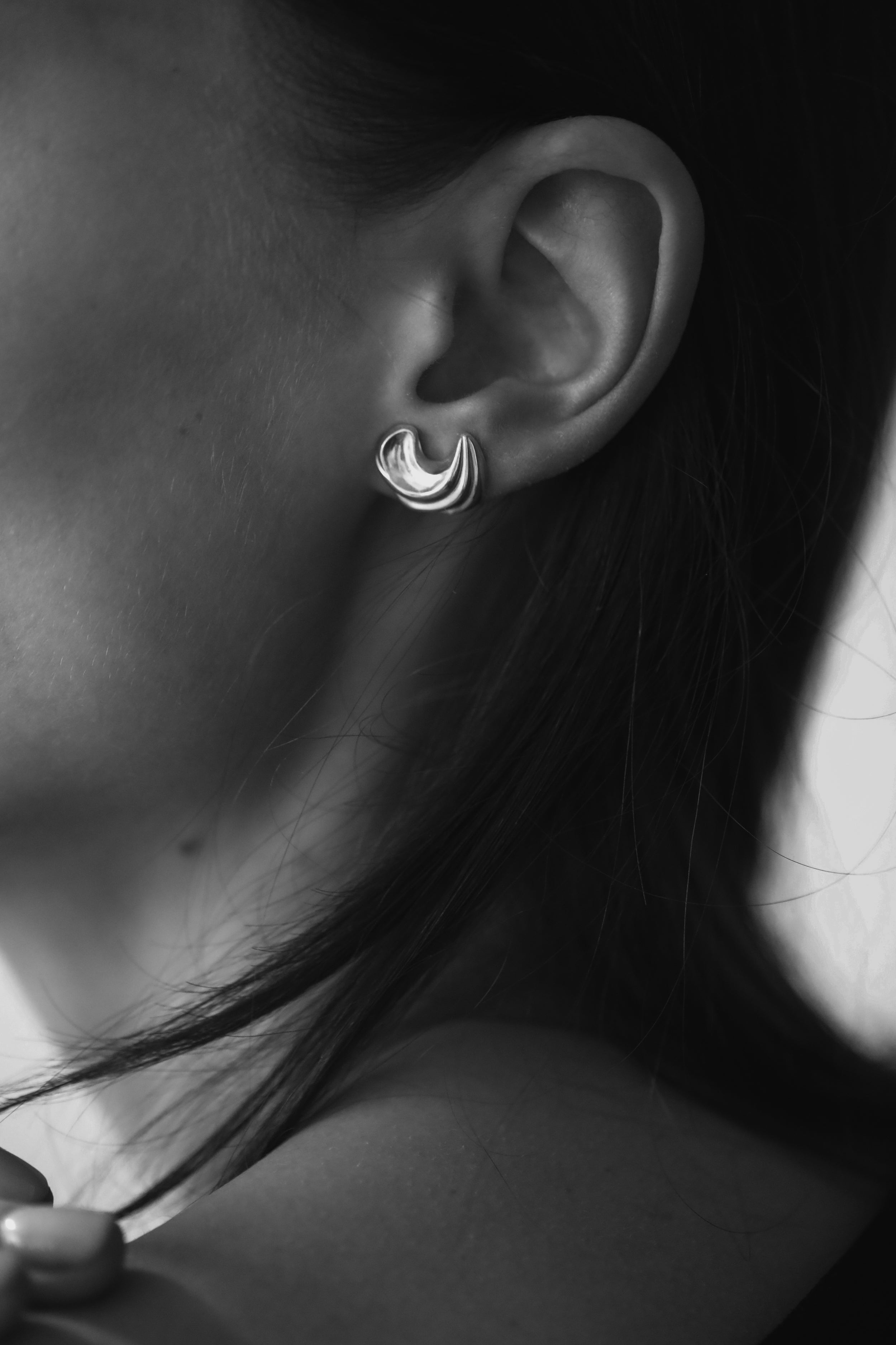 Wave Sculptural Stud Earrings