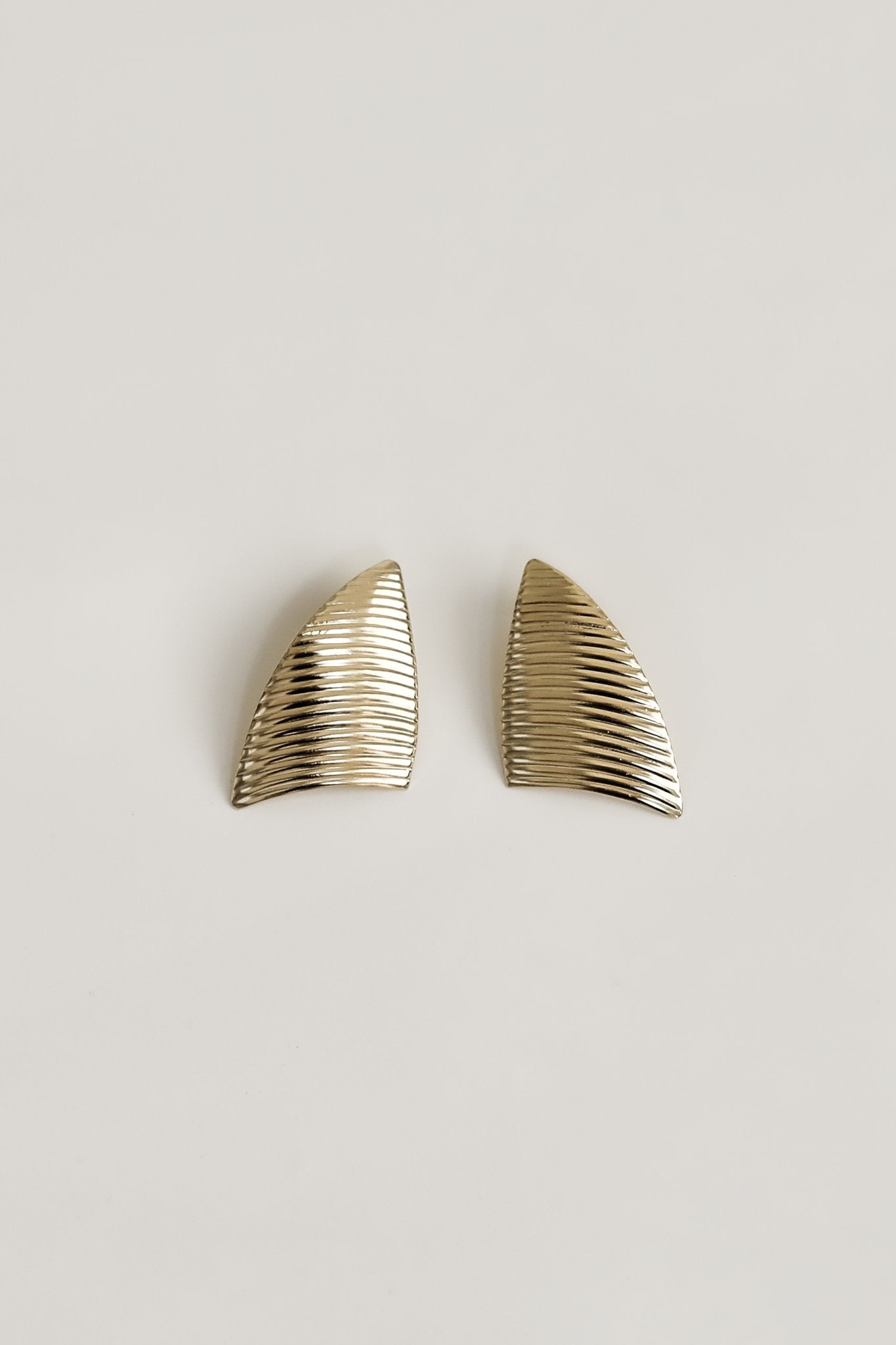 angle-ridge-series-rtw-gold-stud-by-ab-ellie--281-29.jpg