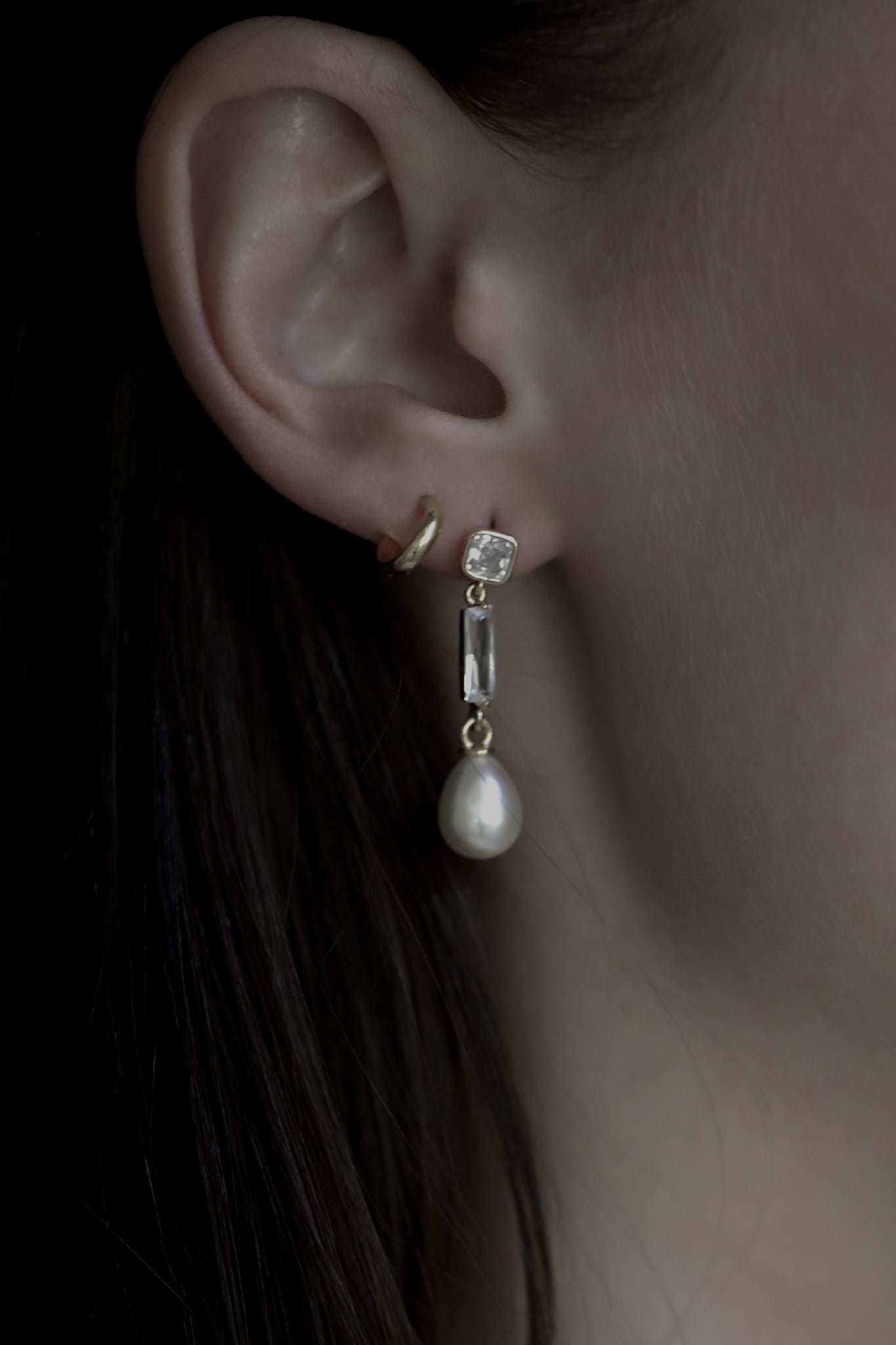 Bezel Deco Pearl Drops - Sale