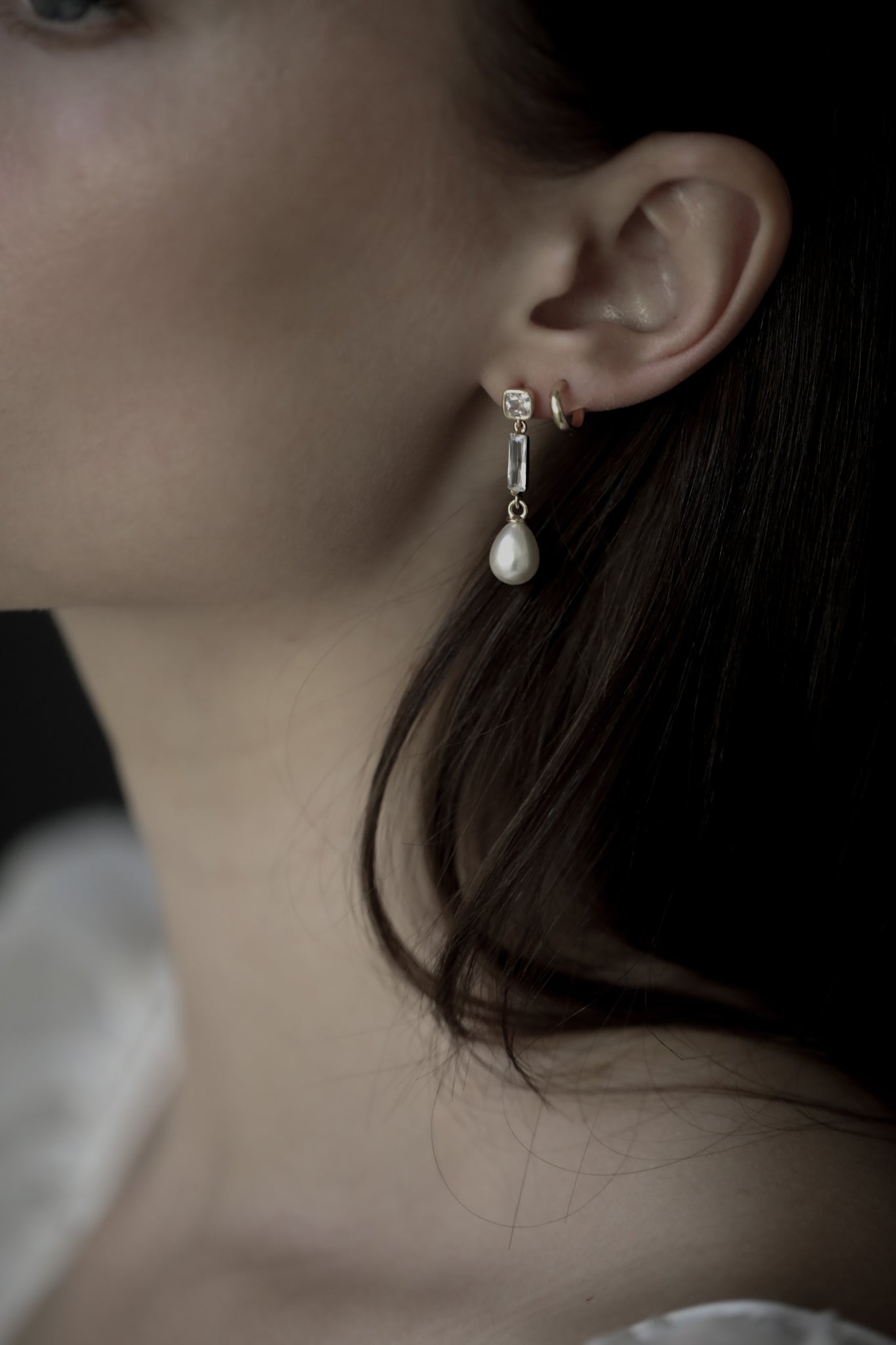 Bezel Deco Pearl Drops - Sale