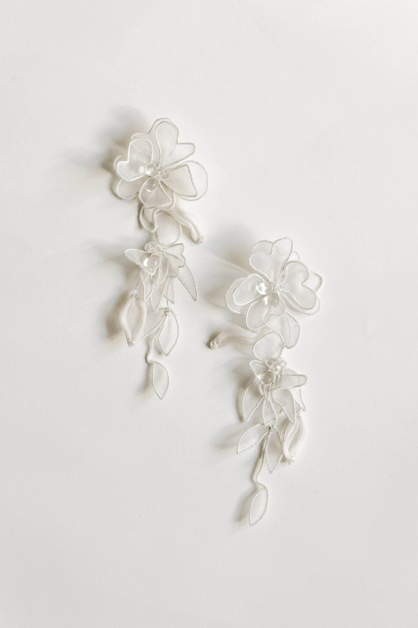 charlee-floral-tier-earrings-abellie-bridal-earrings_08.jpg