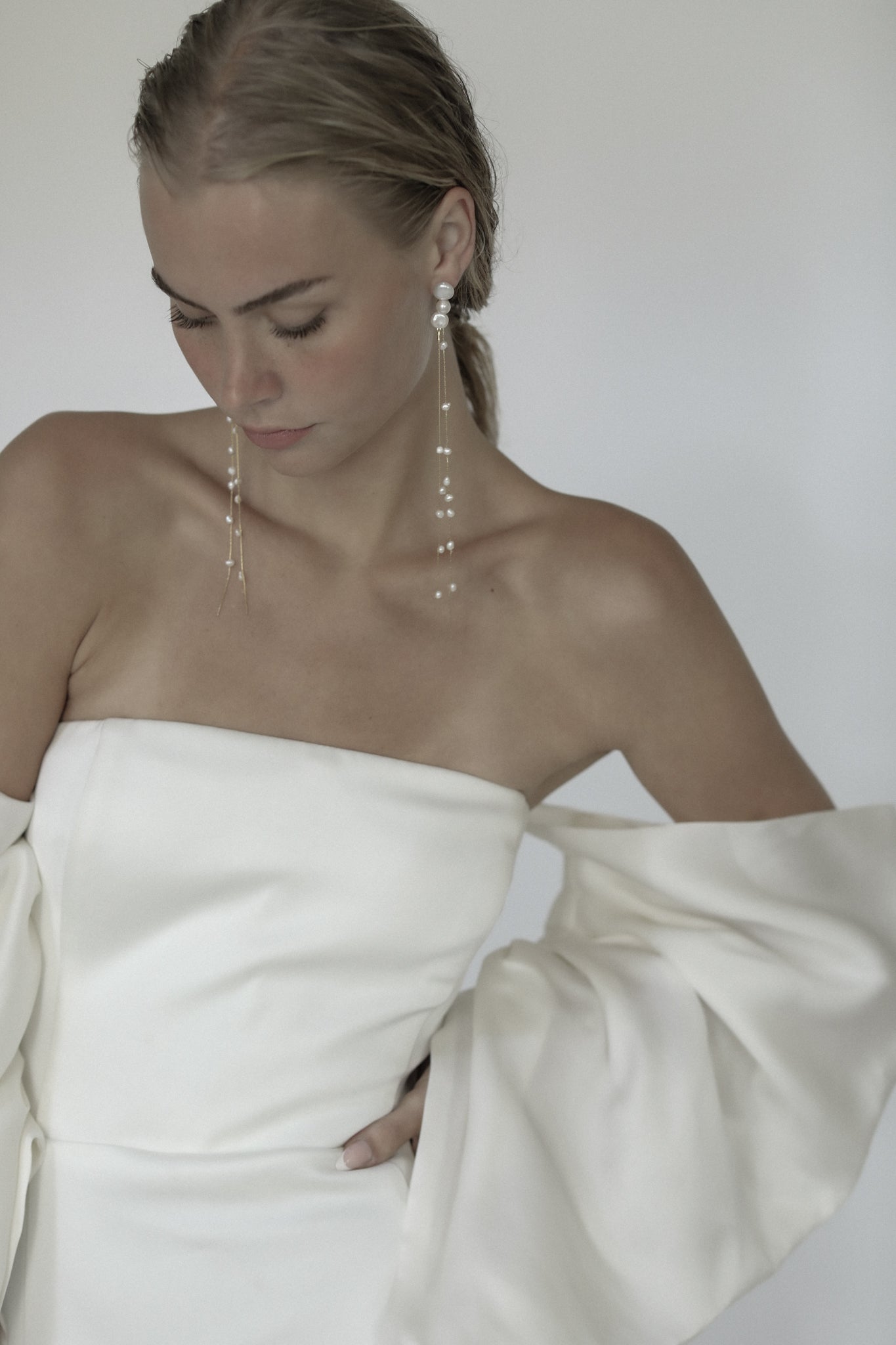 Freshwater Pearl Strand Earrings – Full