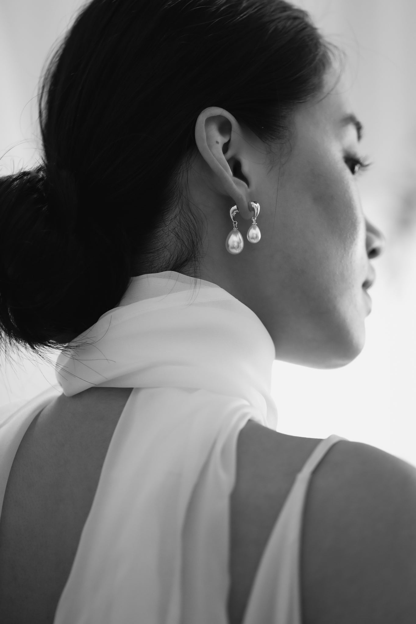 Gilded Asymmetric Pearl Drop Earrings - Sale