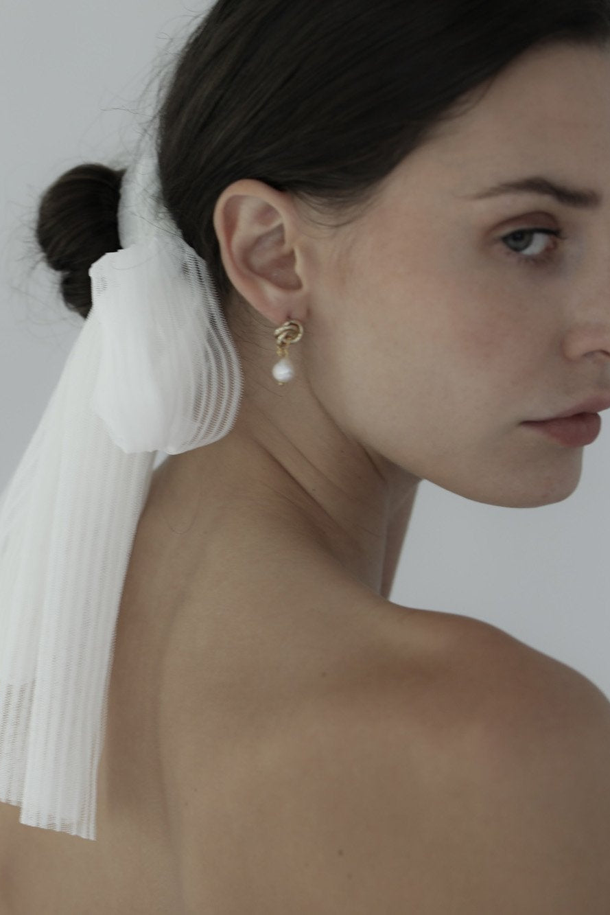 Infinty Knot Baroque Drops - Sale