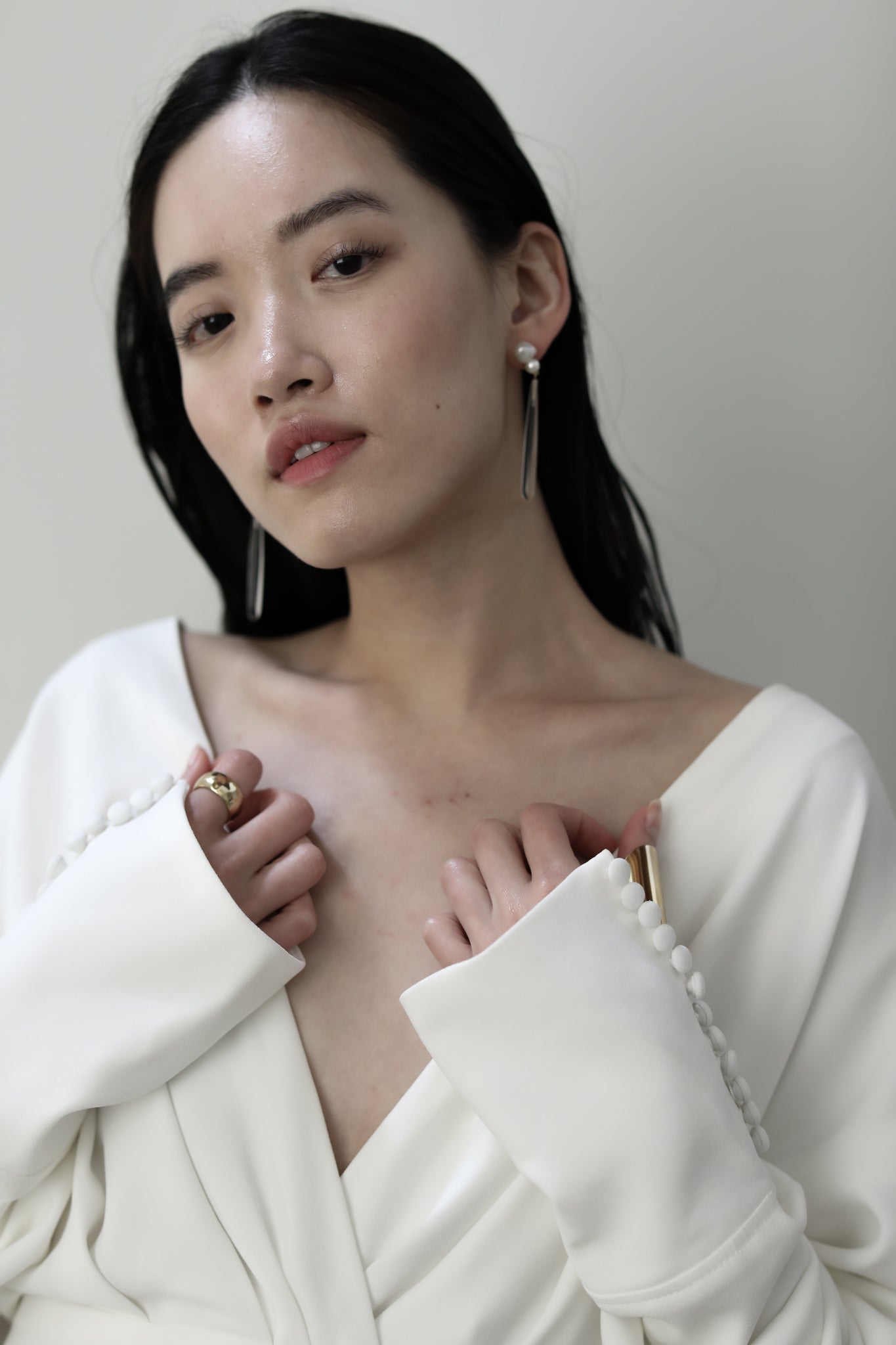 Svelte Glass x Pearl Drop Earrings