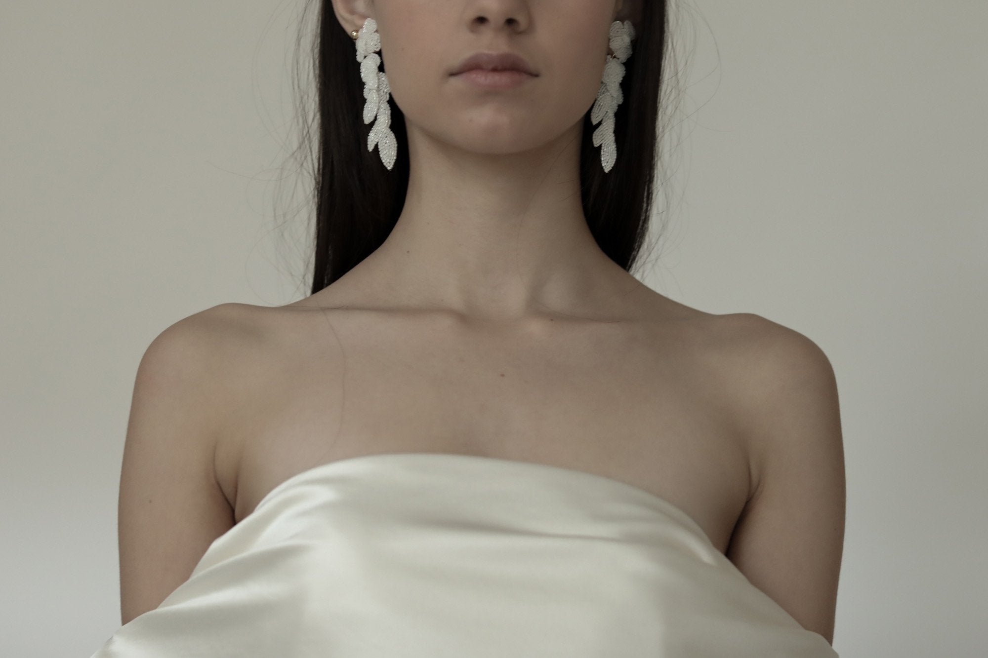 maj-tier-statement-bridal-earrings-by-abellie-6.jpg