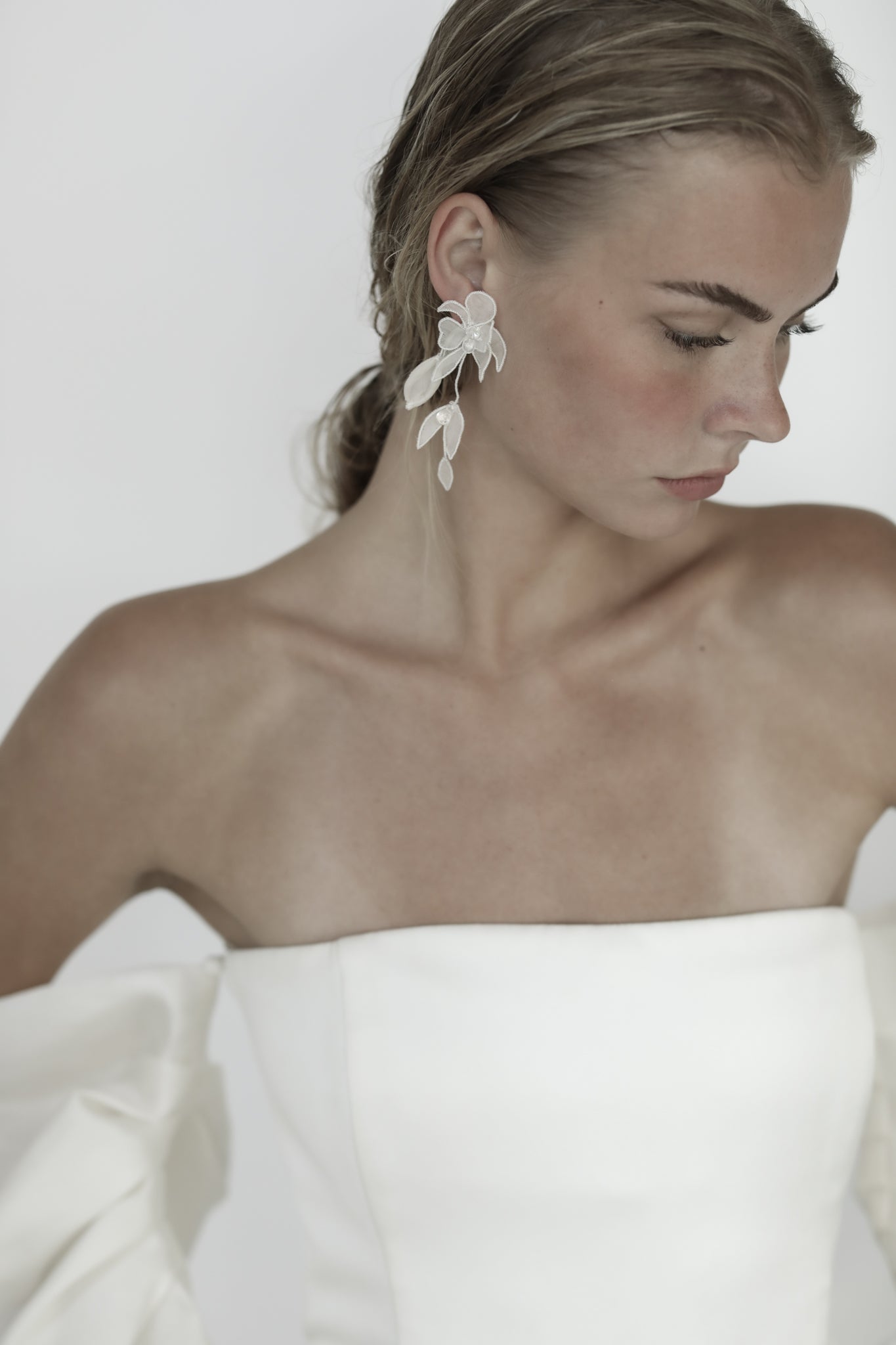 Mini Charlee Tier Earrings - Ivory