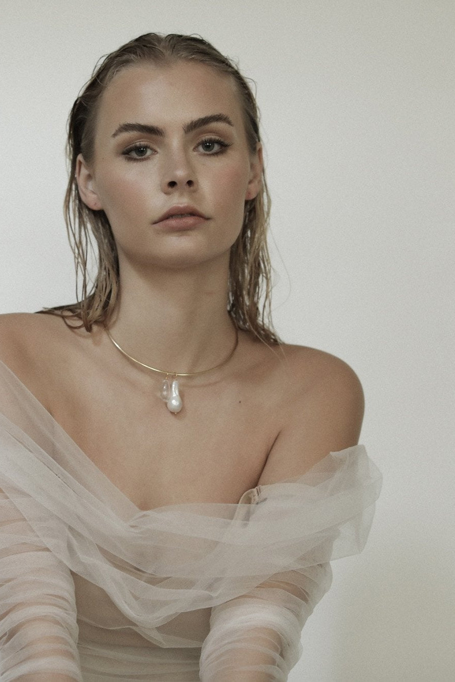 Charms Minimalist Pendant Choker - Sale