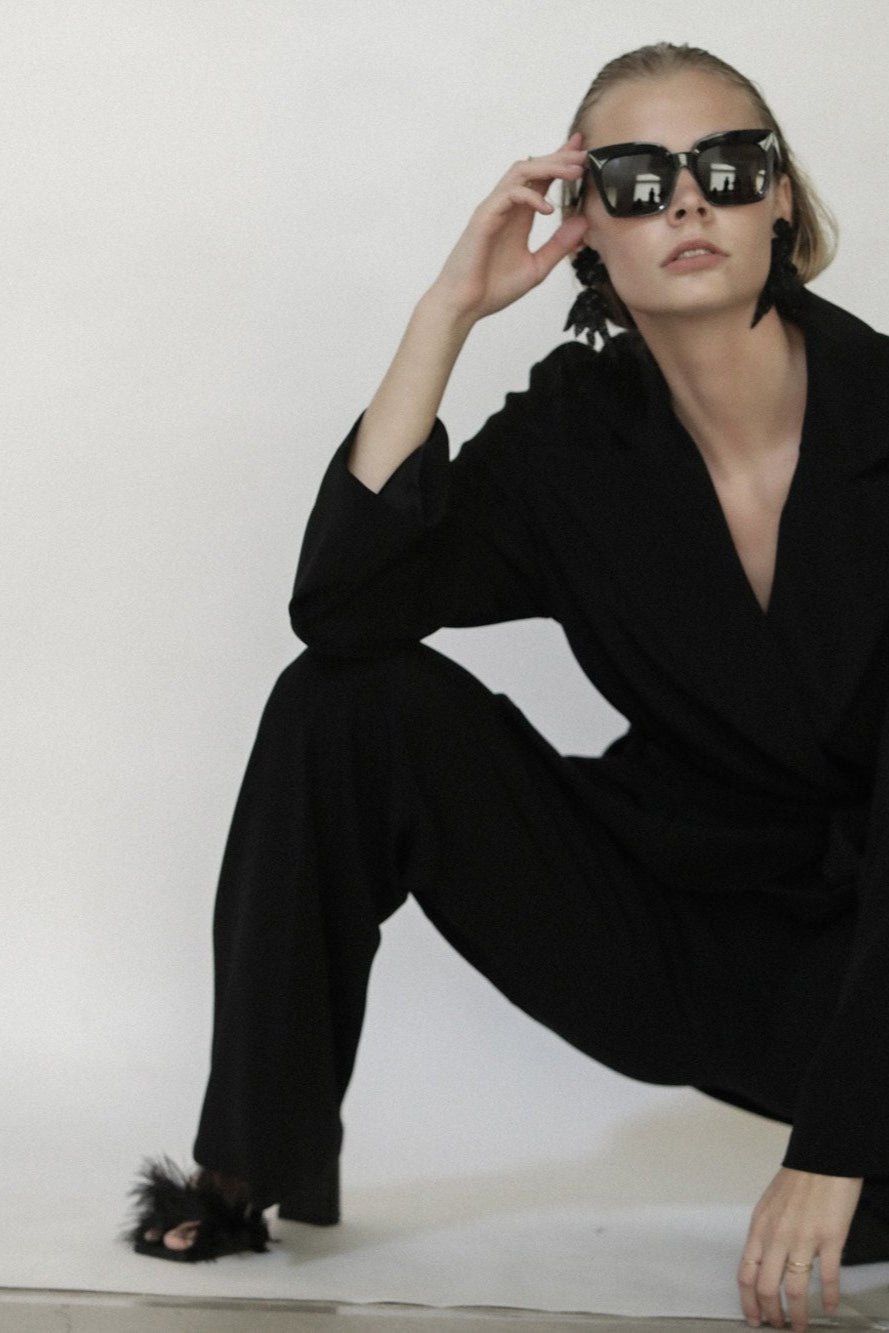 Maj Drop Earrings - Black