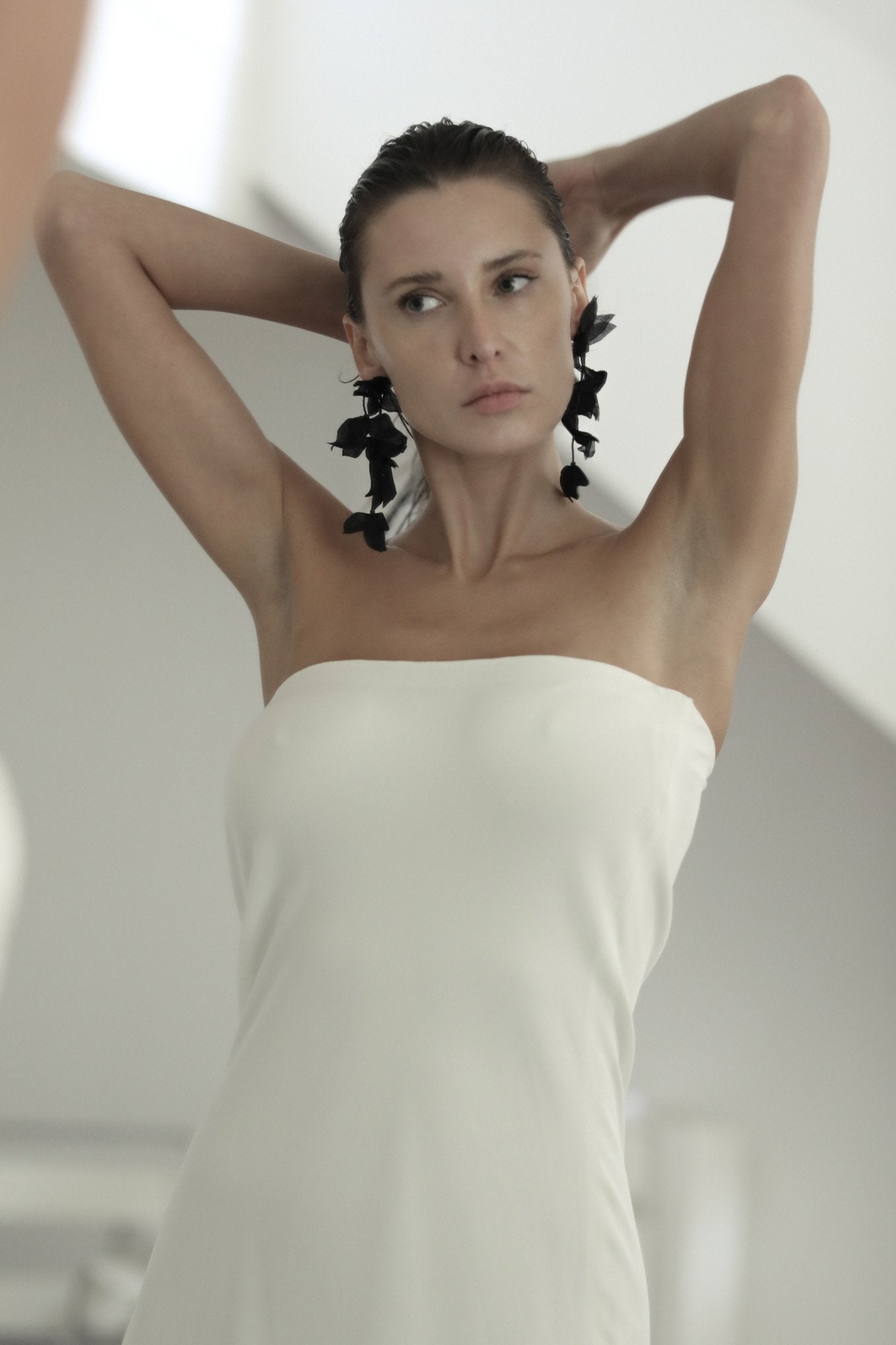 moody-nora-tier-black-earrings-by-abellie-11.jpg