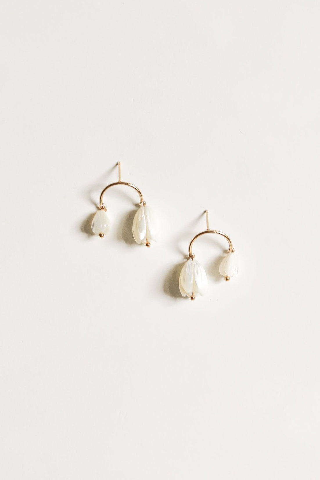 mother-of-pearl-asymmetric-drop-earrings-by-abellie-250A-250A-pearls-strands-earrings-by-abellie-2.jpg