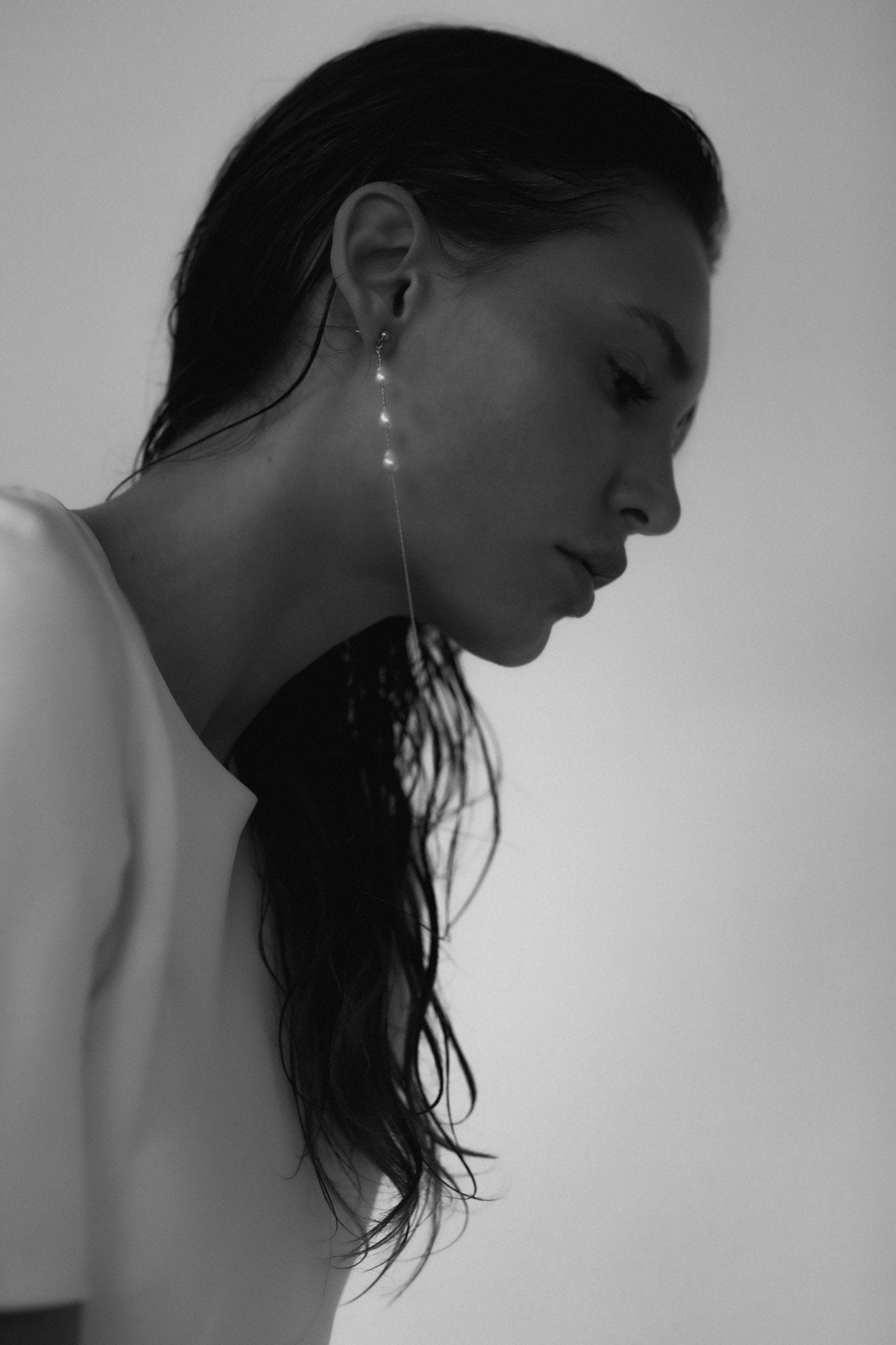 Perla Strand Earrings - Full
