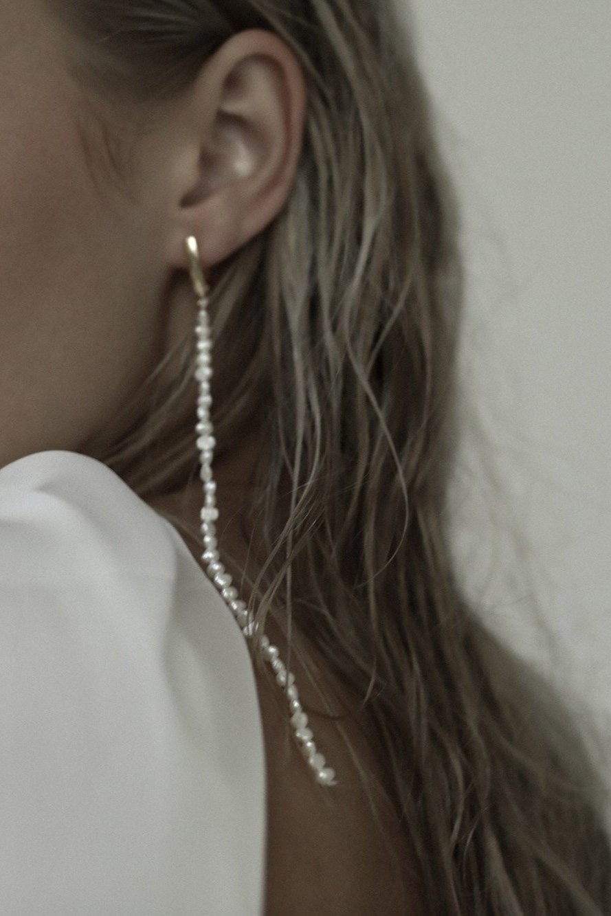 reed-pearl-strands-earrings-by-abellie-14.jpg