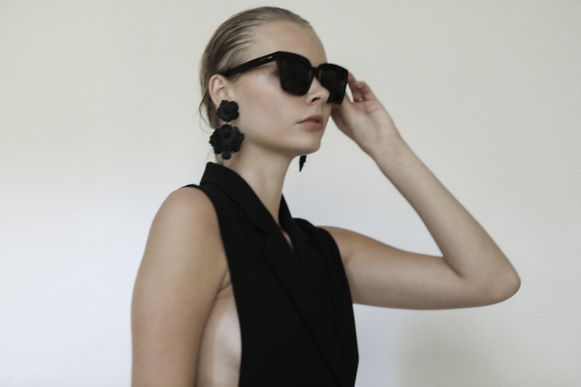 sassy-black-stevie-earrings-by-abellie-07.jpg