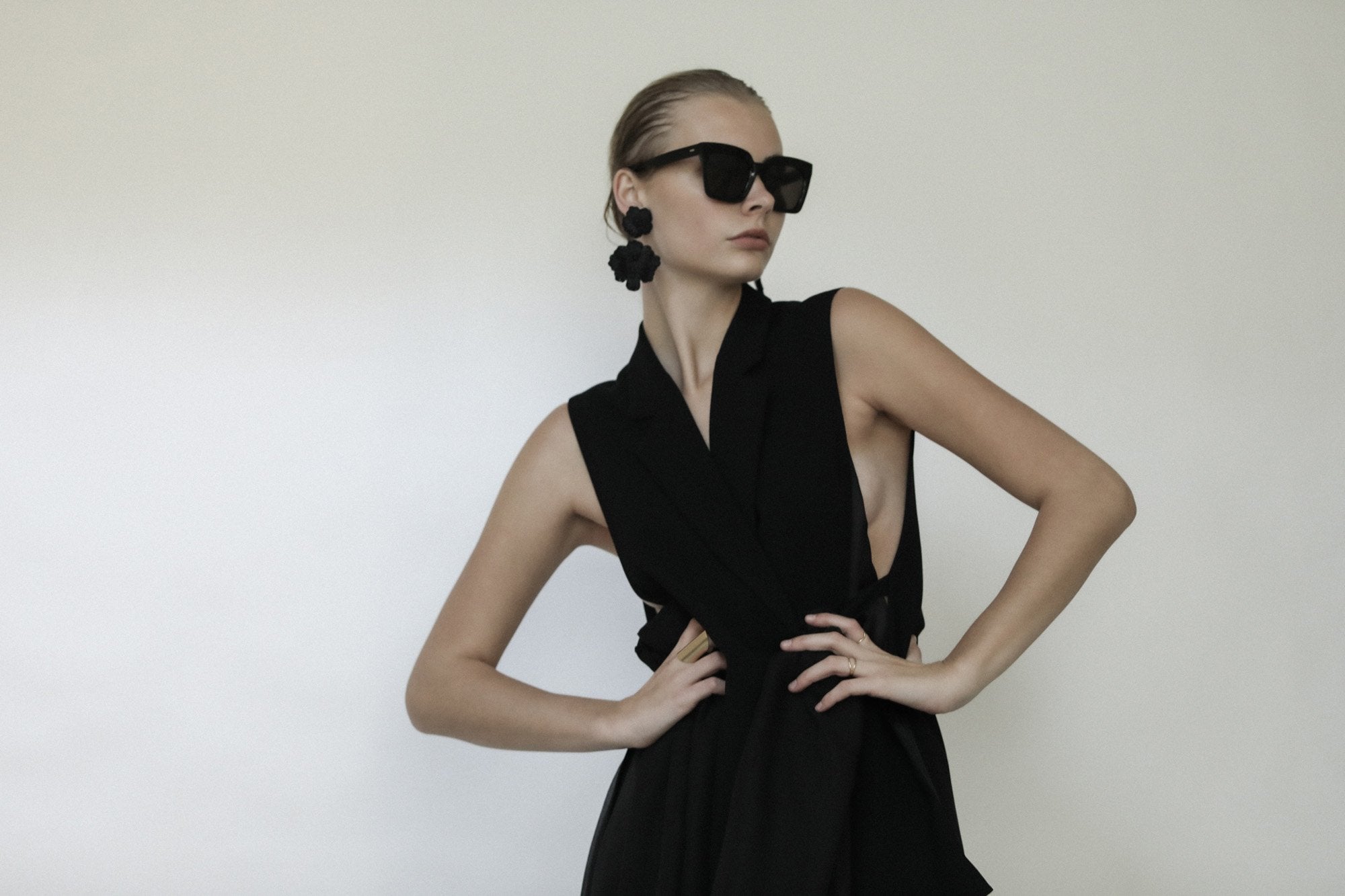 sassy-black-stevie-earrings-by-abellie-15.jpg