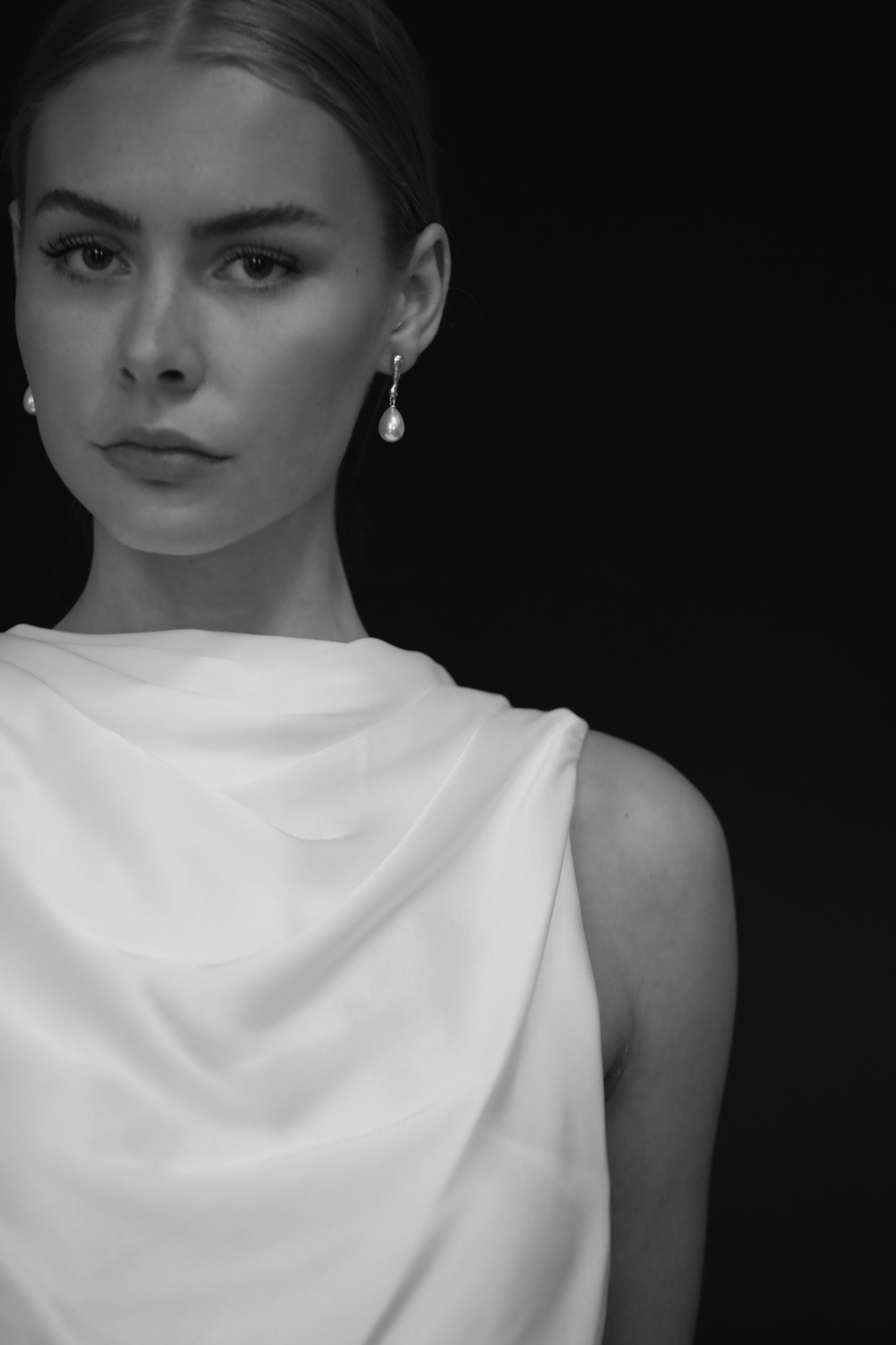 Sculptural Line Pearl Drop - Sale