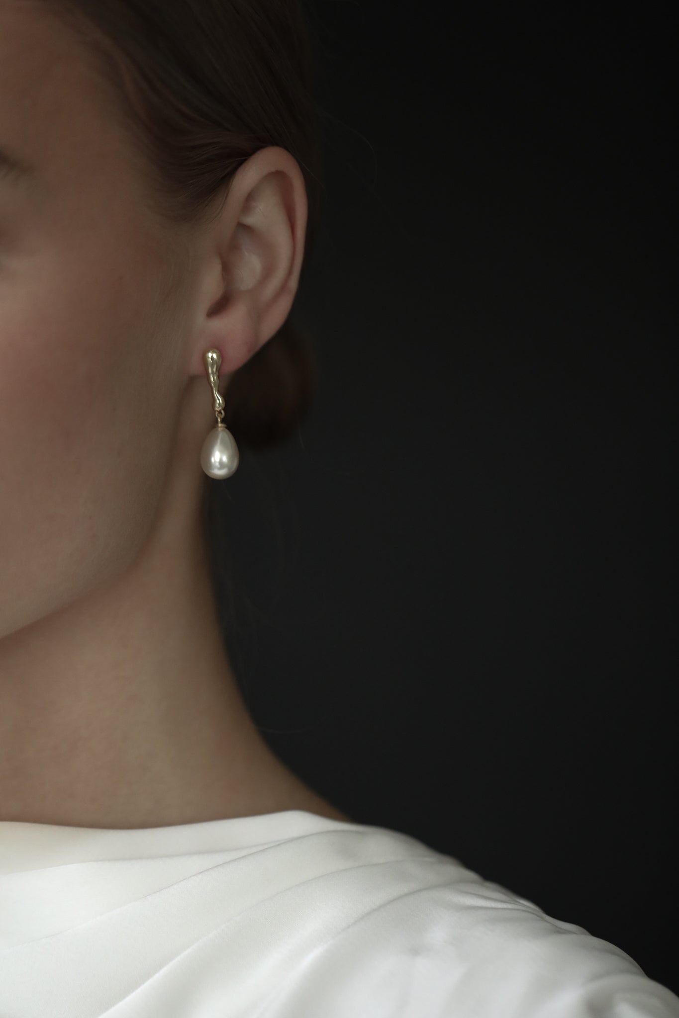 Sculptural Line Pearl Drop - Sale