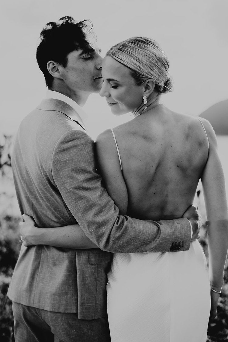 AN ORGANIC AND MINIMALIST BRITISH VIRGIN ISLANDS WEDDING: EMILY + JASON