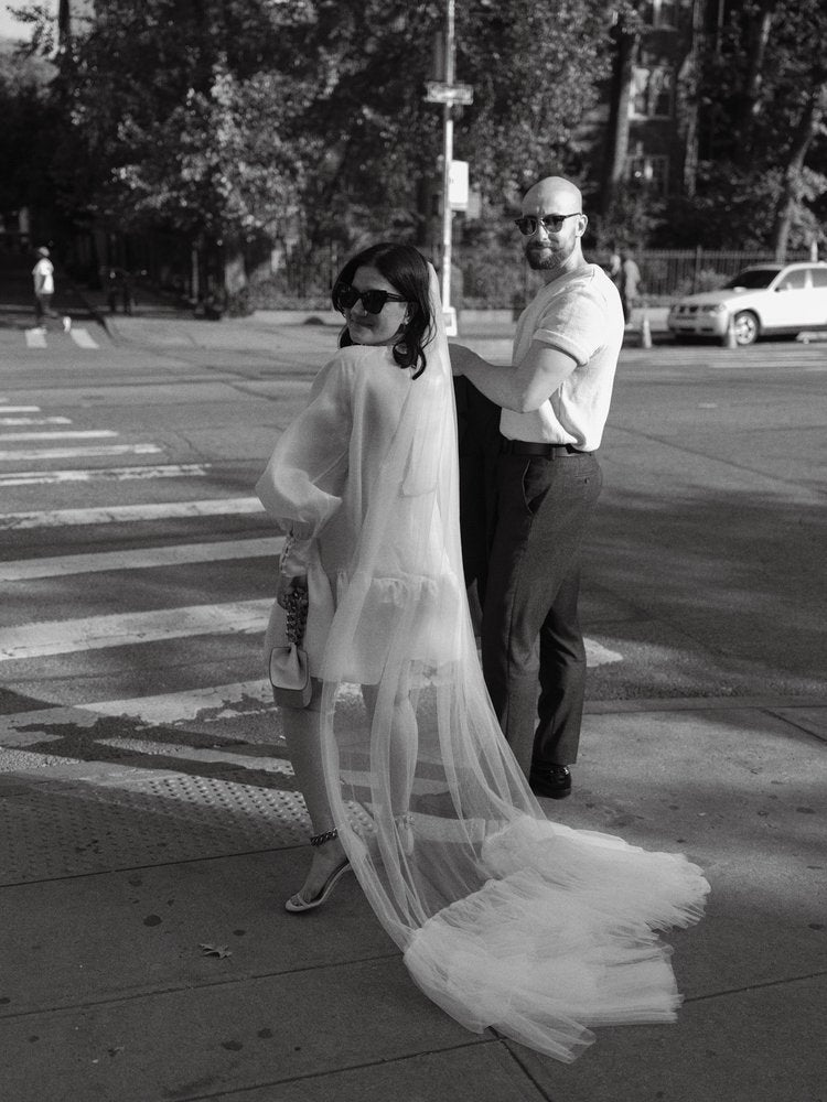 A CLASSIC AND COOL NEW YORK CITY HALL WEDDING: SAFF + SAM