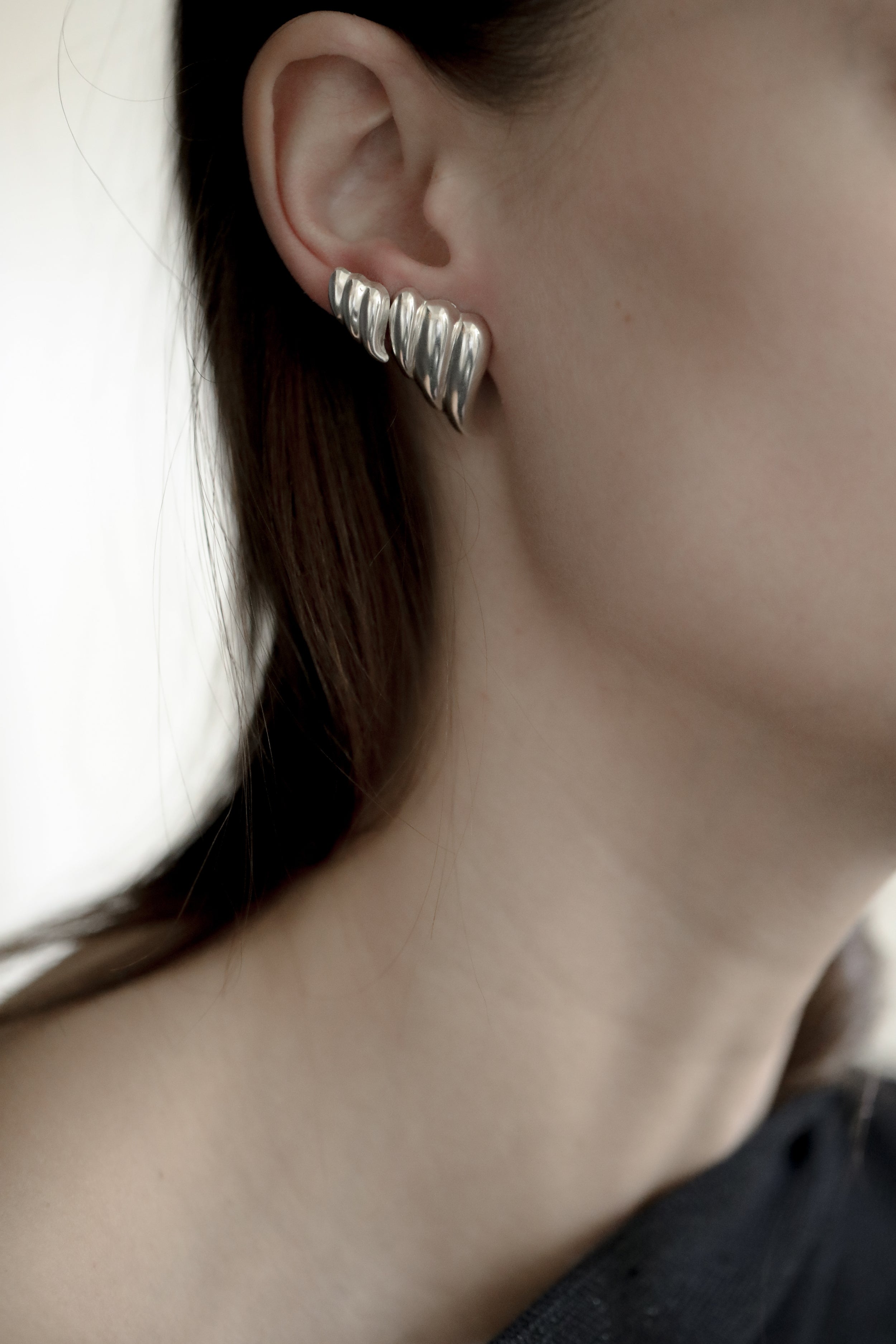 Ribbed Sculptural Stud Earring Set