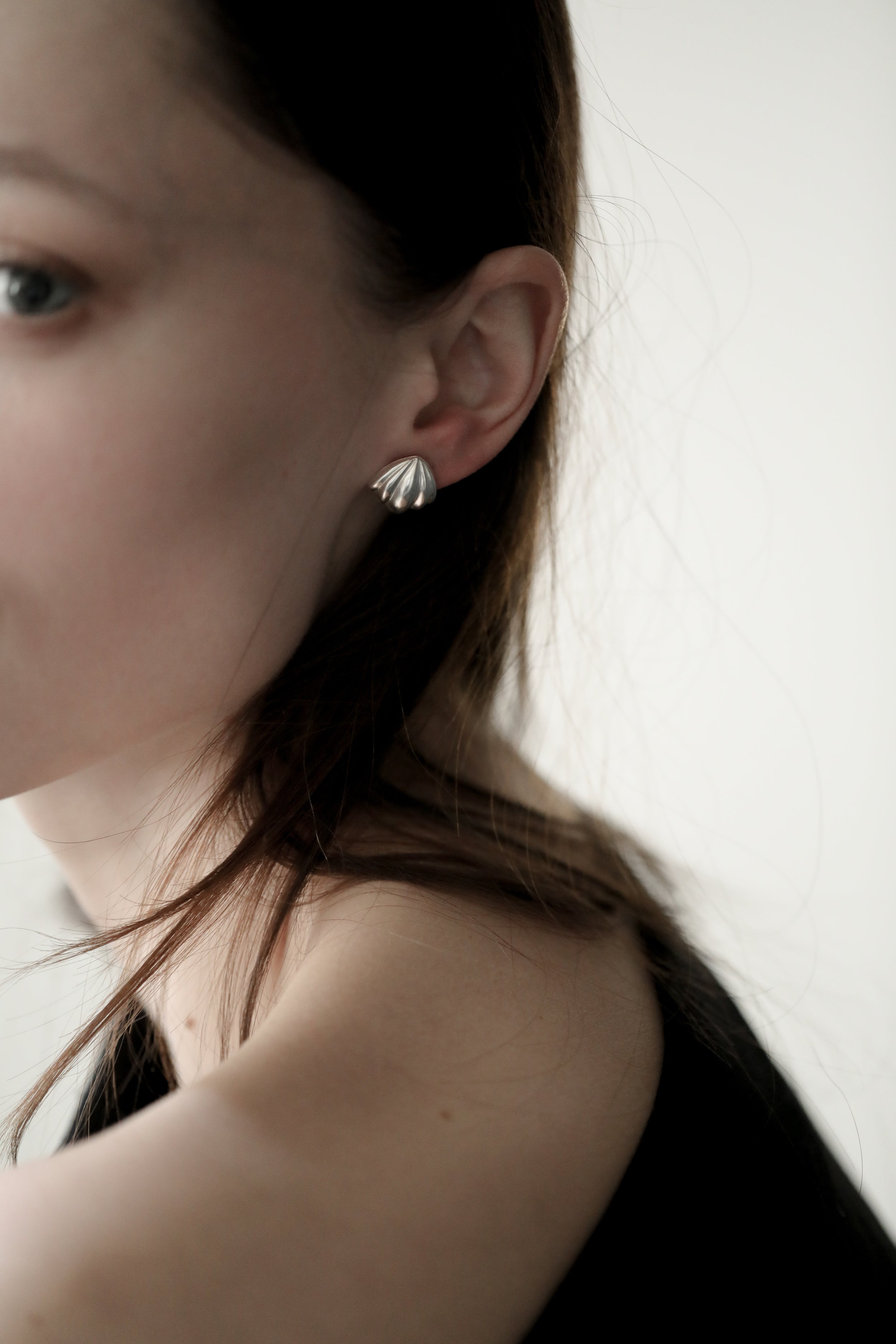 Scallop III Stud Earrings