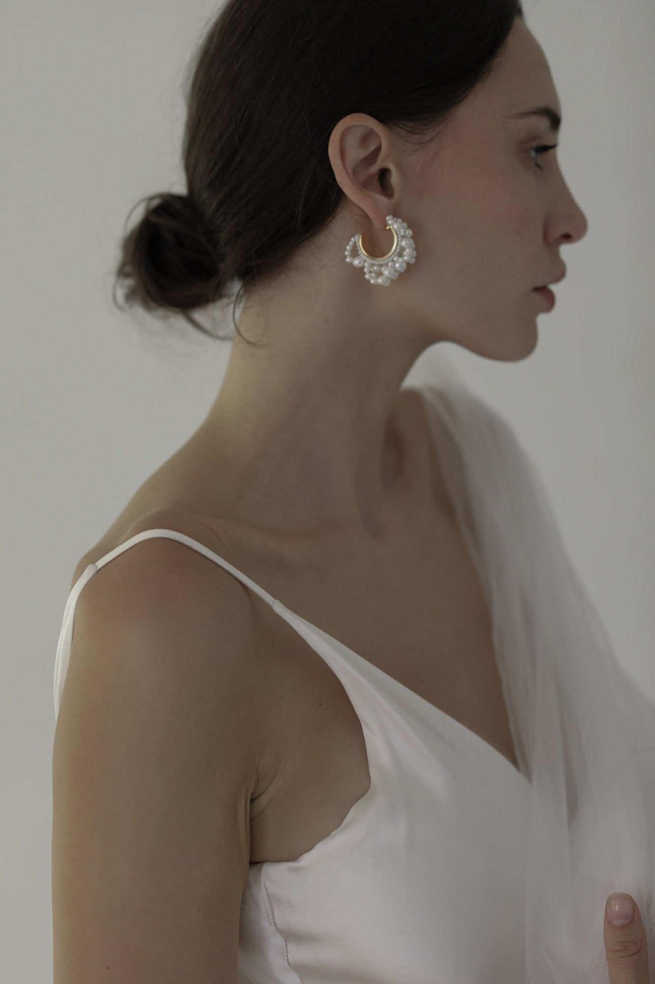 drew-pearl-hoop-earrings-abellie-bridal-earrings_28.jpg