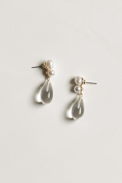 glass-pearl-drop-earrings-