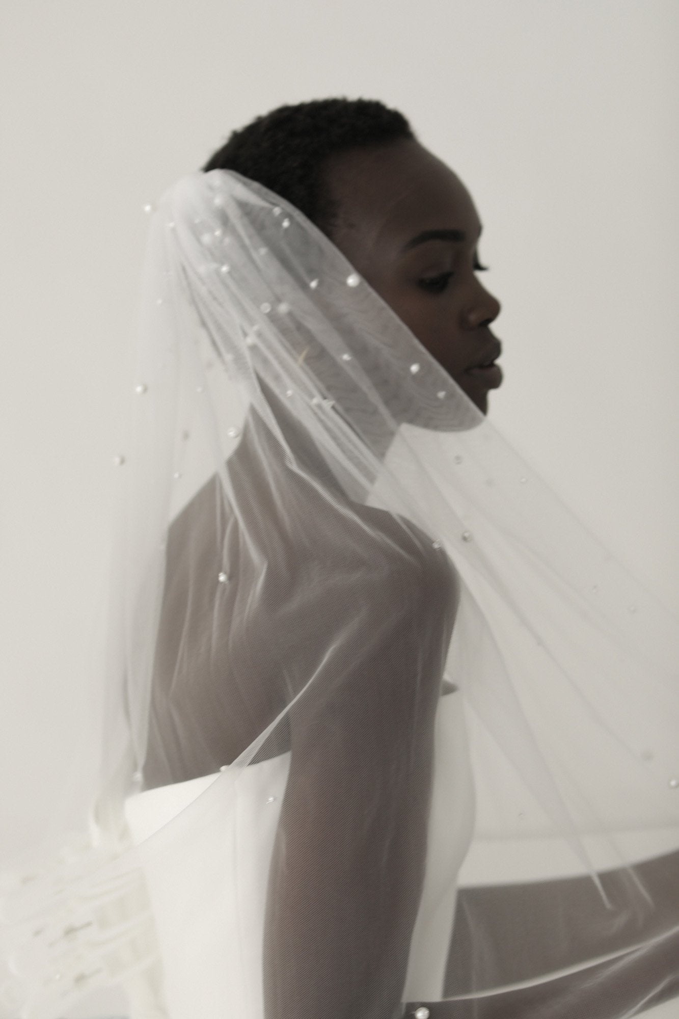 Hutton Pearl Veil