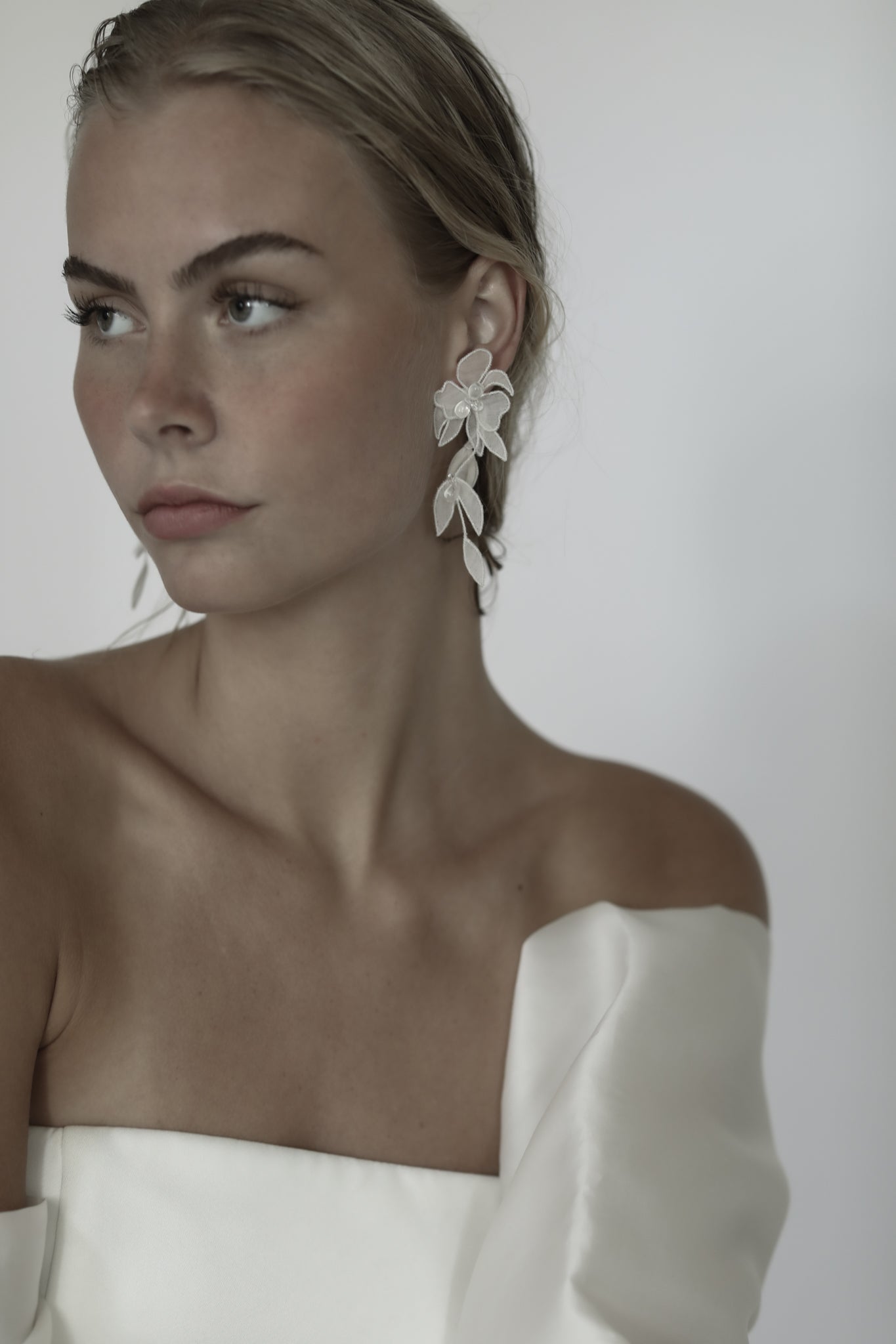 Mini Charlee Tier Earrings - Ivory