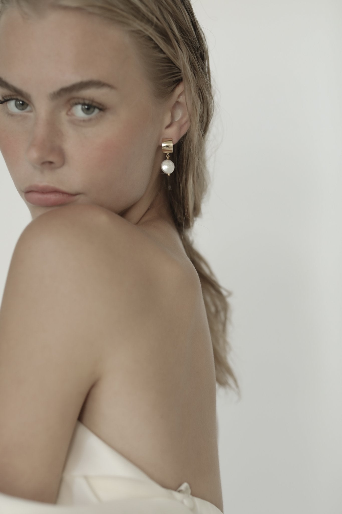 mini-pearl-drops-ab-ellie.jpg