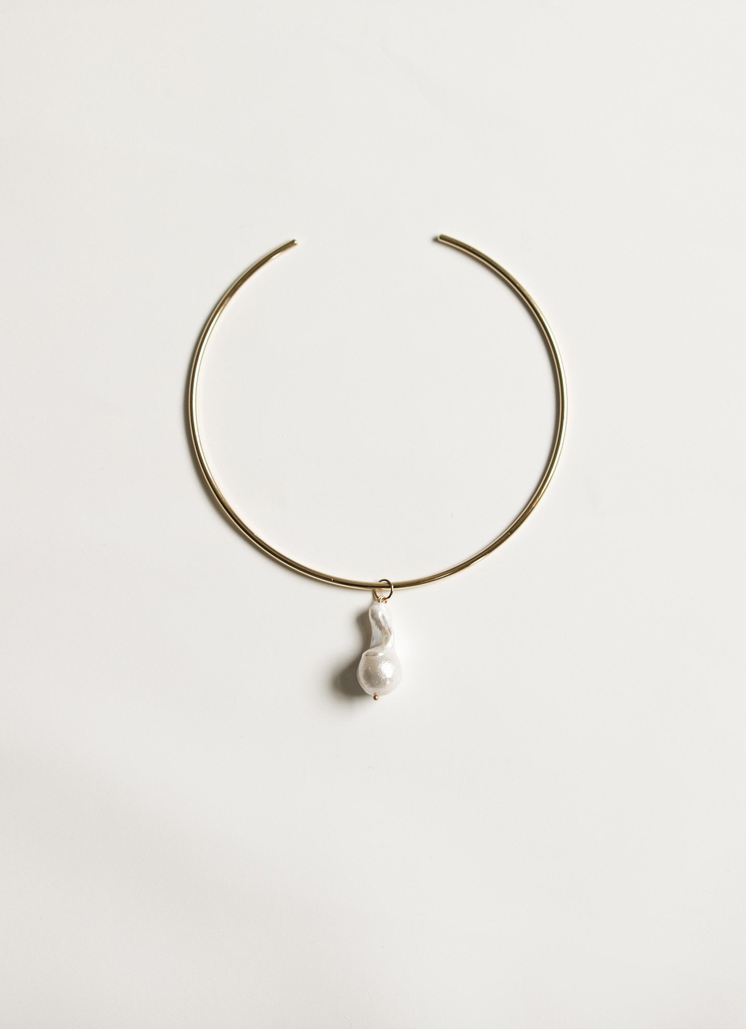 Charms Minimalist Pendant Choker - Sale