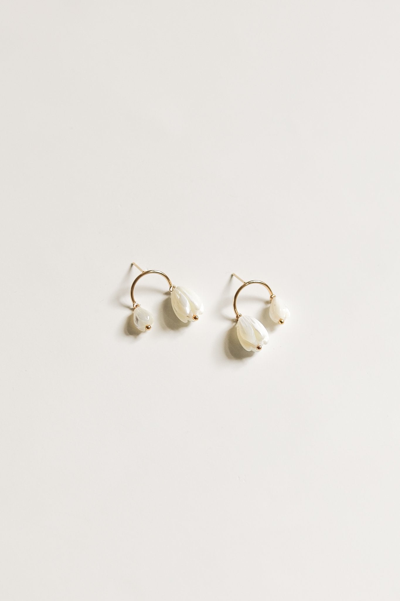 mother-of-pearl-asymmetric-drop-earrings-by-abellie-250A-250A-pearls-strands-earrings-by-abellie.jpg