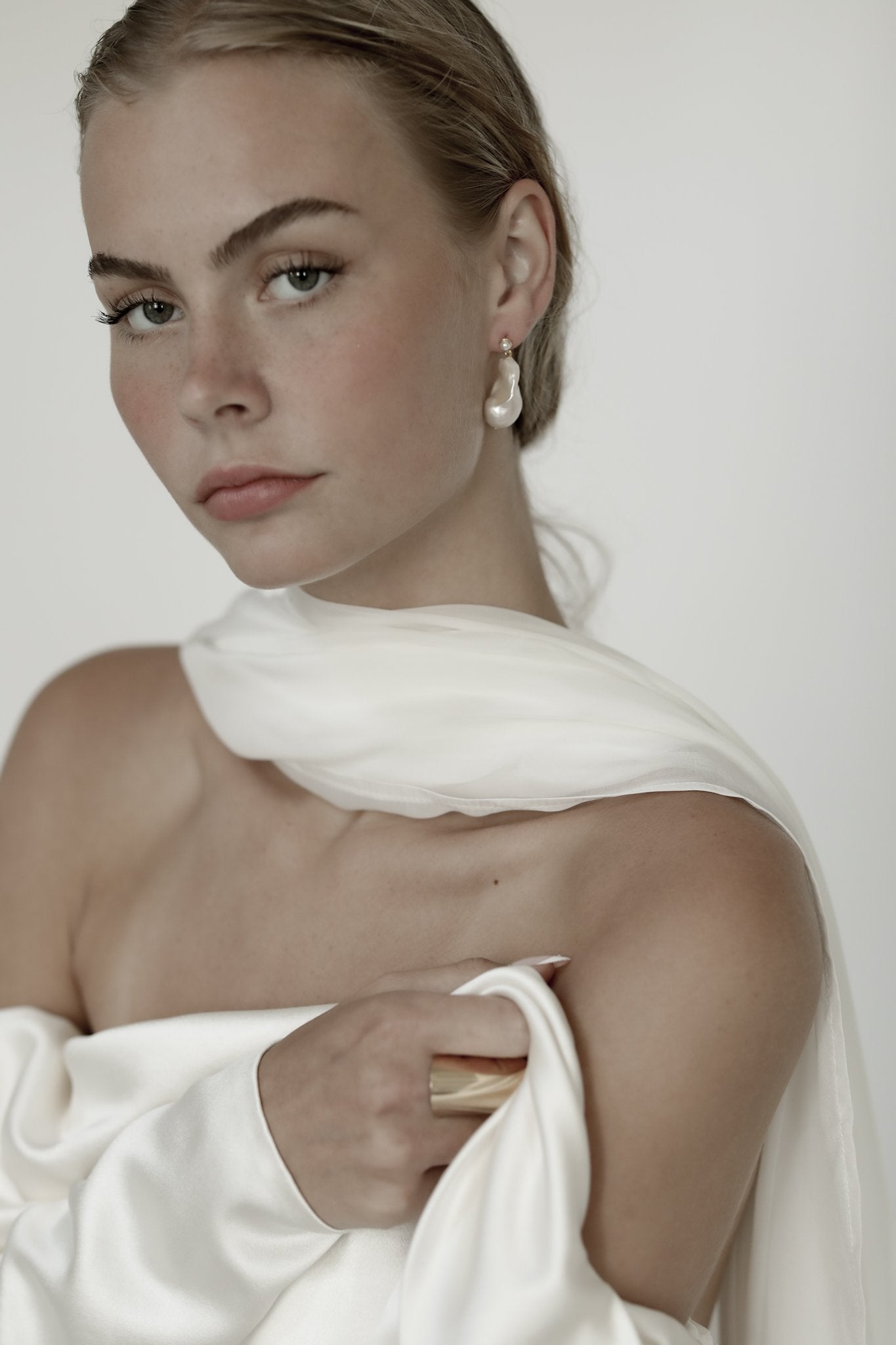 Perle Baroque Pearl Drop Earrings | Bridal Pearl Earrings | A.B. ELLIE