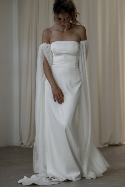 Pleated Column Sleeves