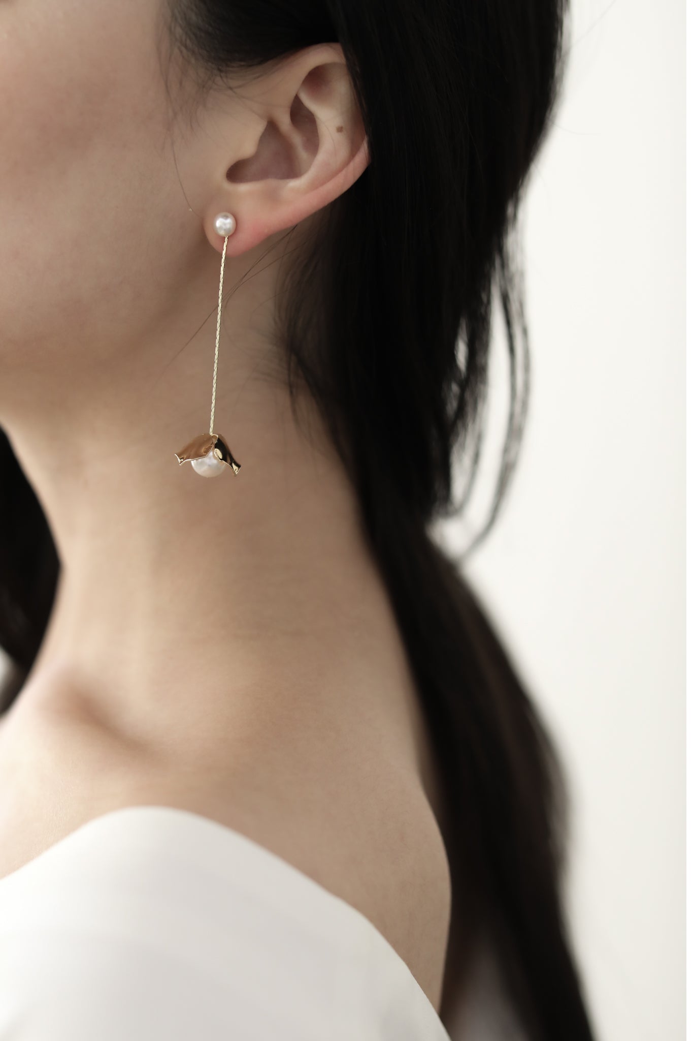 2:1 Rosali Pearl Strand Earring
