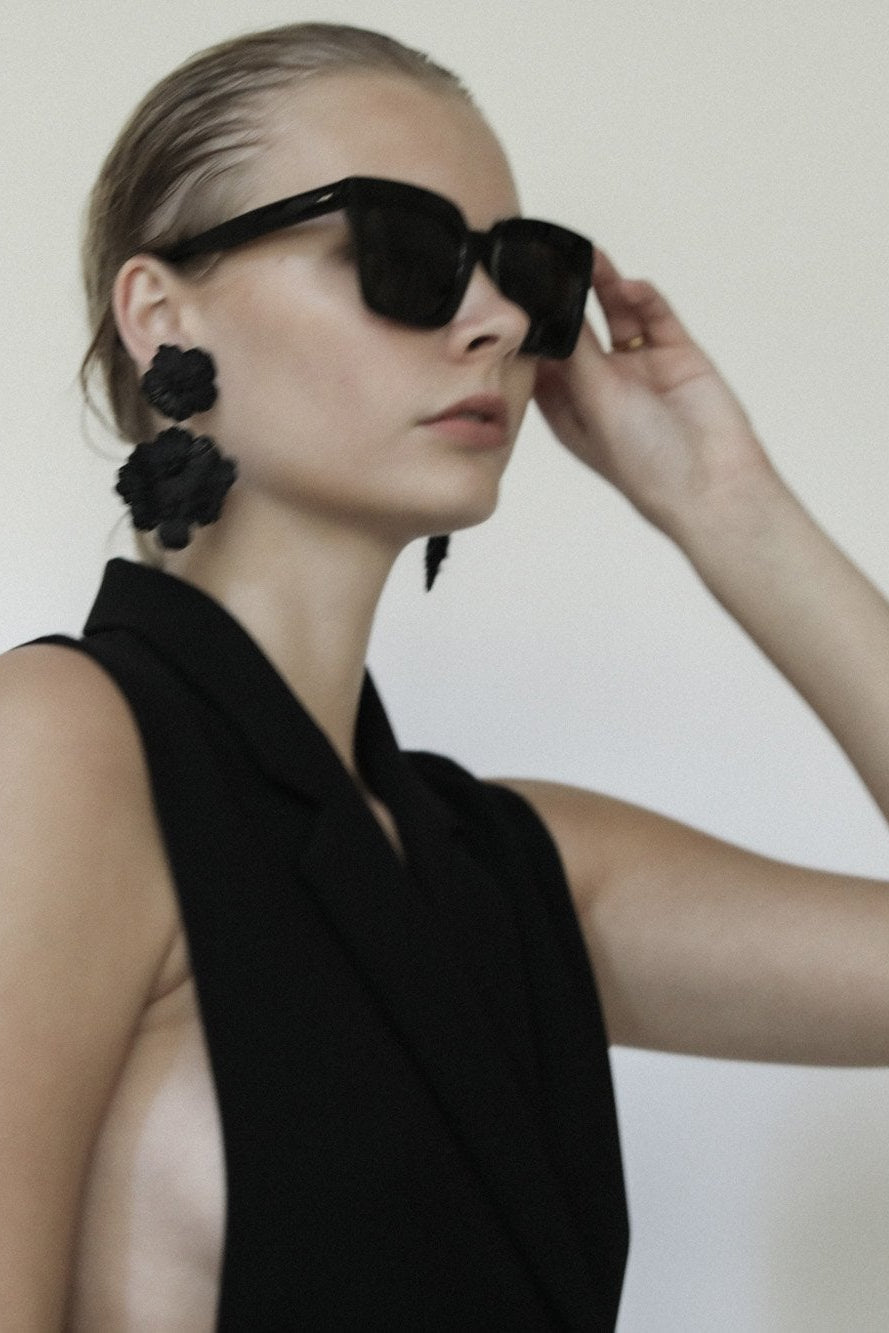 sassy-black-stevie-earrings-by-abellie-07.jpg